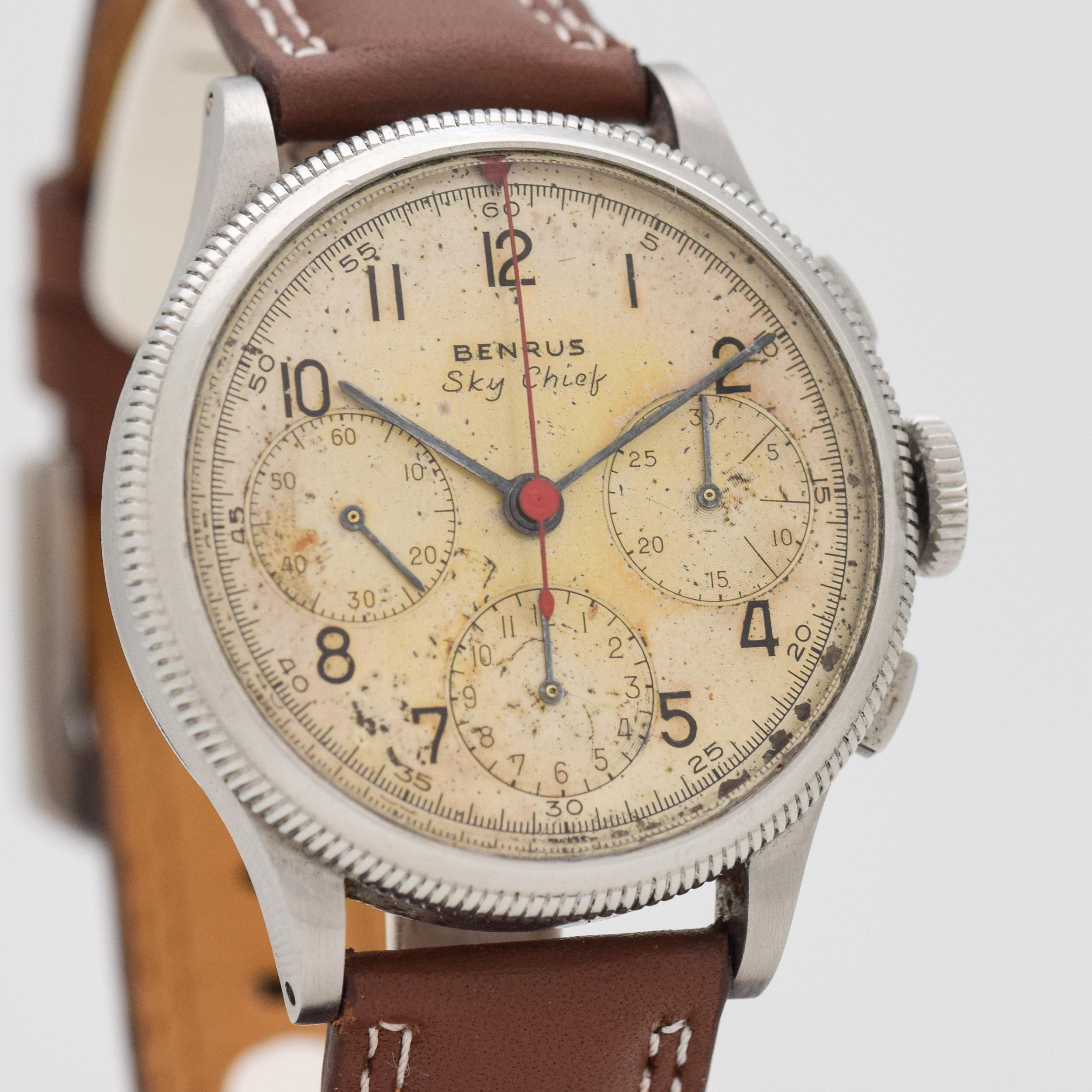 1940’s Vintage Benrus Sky Chief Large 38mm 3 Register Chronograph Stainless Steel Watch with Rotating Index Bezel with Original Patina Silver Dial with Arabic Numbers with Valjoux 71 Benrus Caliber GH-4 Movement. Triple Signed. Swiss-made.