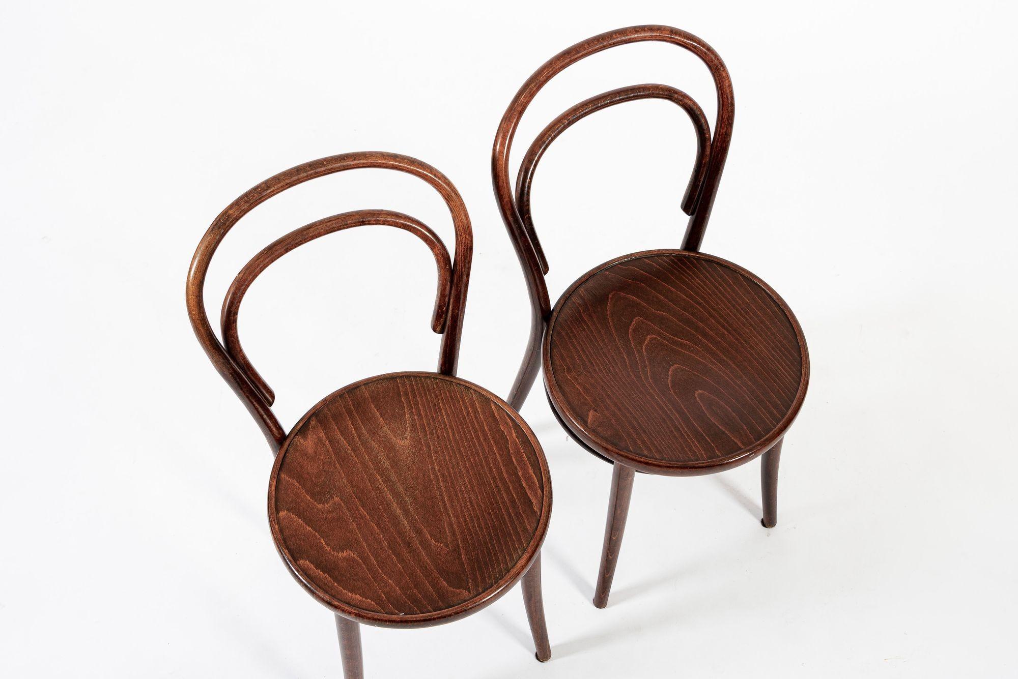 Vintage Bent Wood Cafe Bistro Stühle von Drevounia, 8er Set im Angebot 1