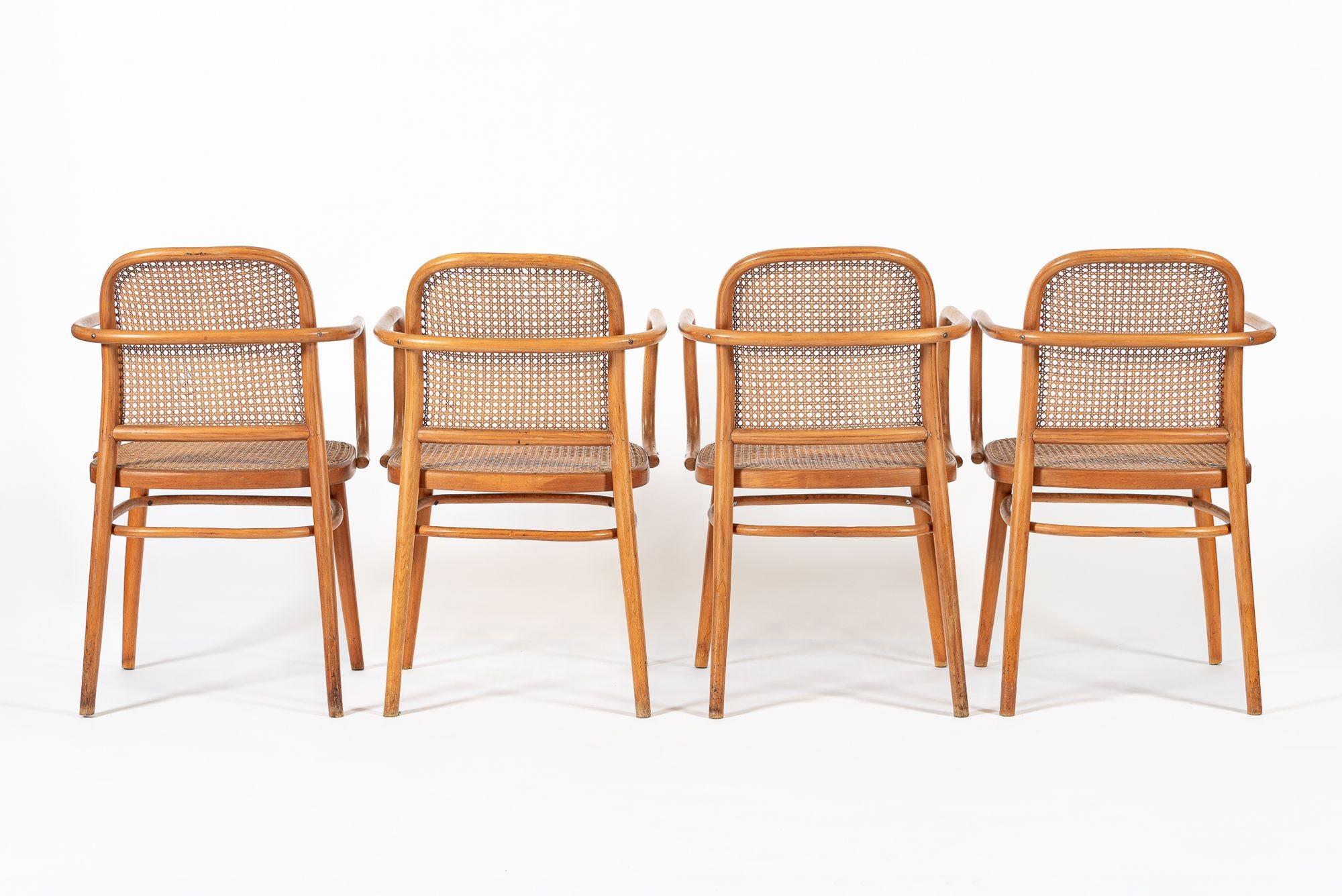 Cafe-Stühle aus gebogenem Holz und Korbweide von Josef Hoffman für Ligna, Vintage (Arts and Crafts) im Angebot