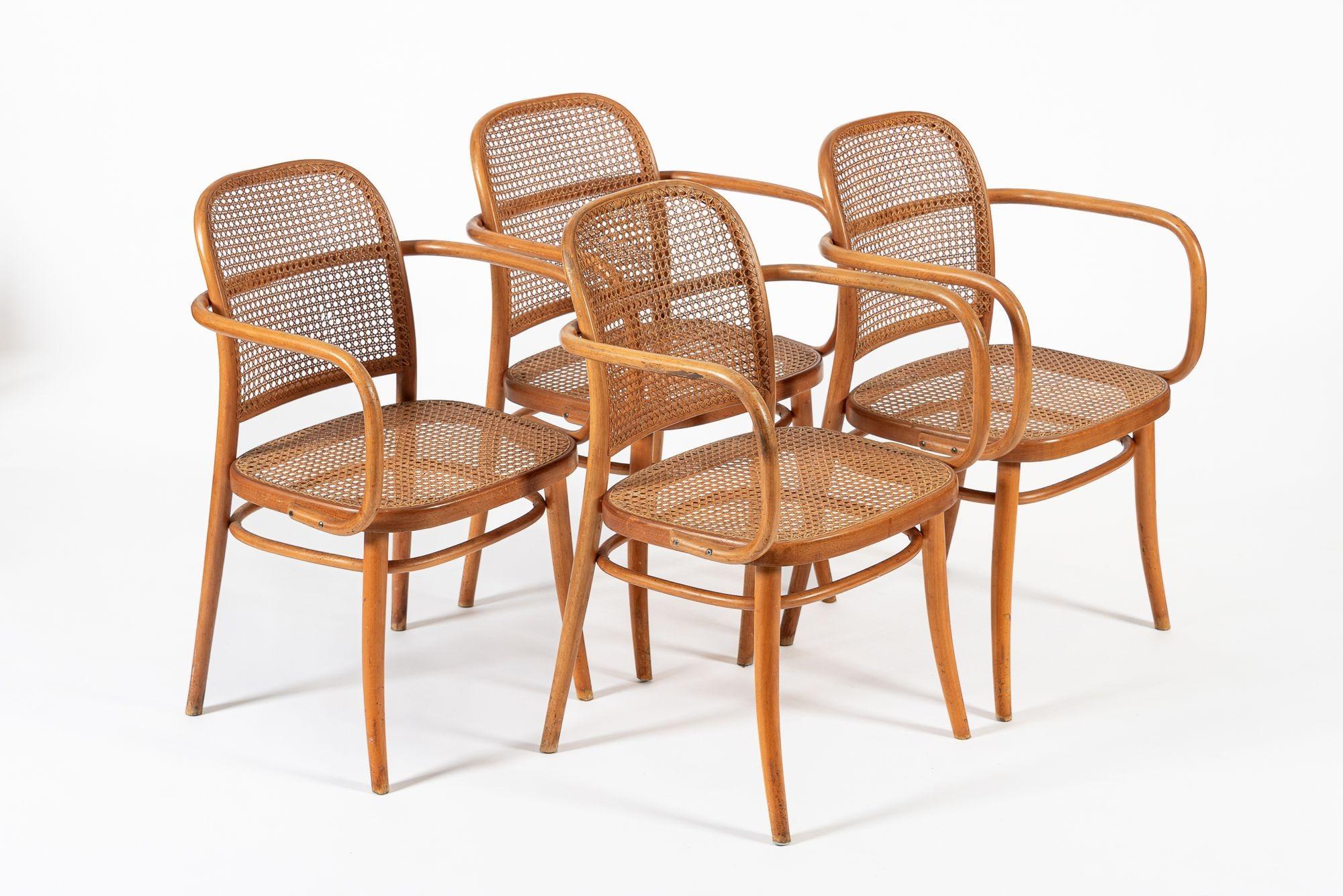 Cafe-Stühle aus gebogenem Holz und Korbweide von Josef Hoffman für Ligna, Vintage im Zustand „Gut“ im Angebot in Detroit, MI