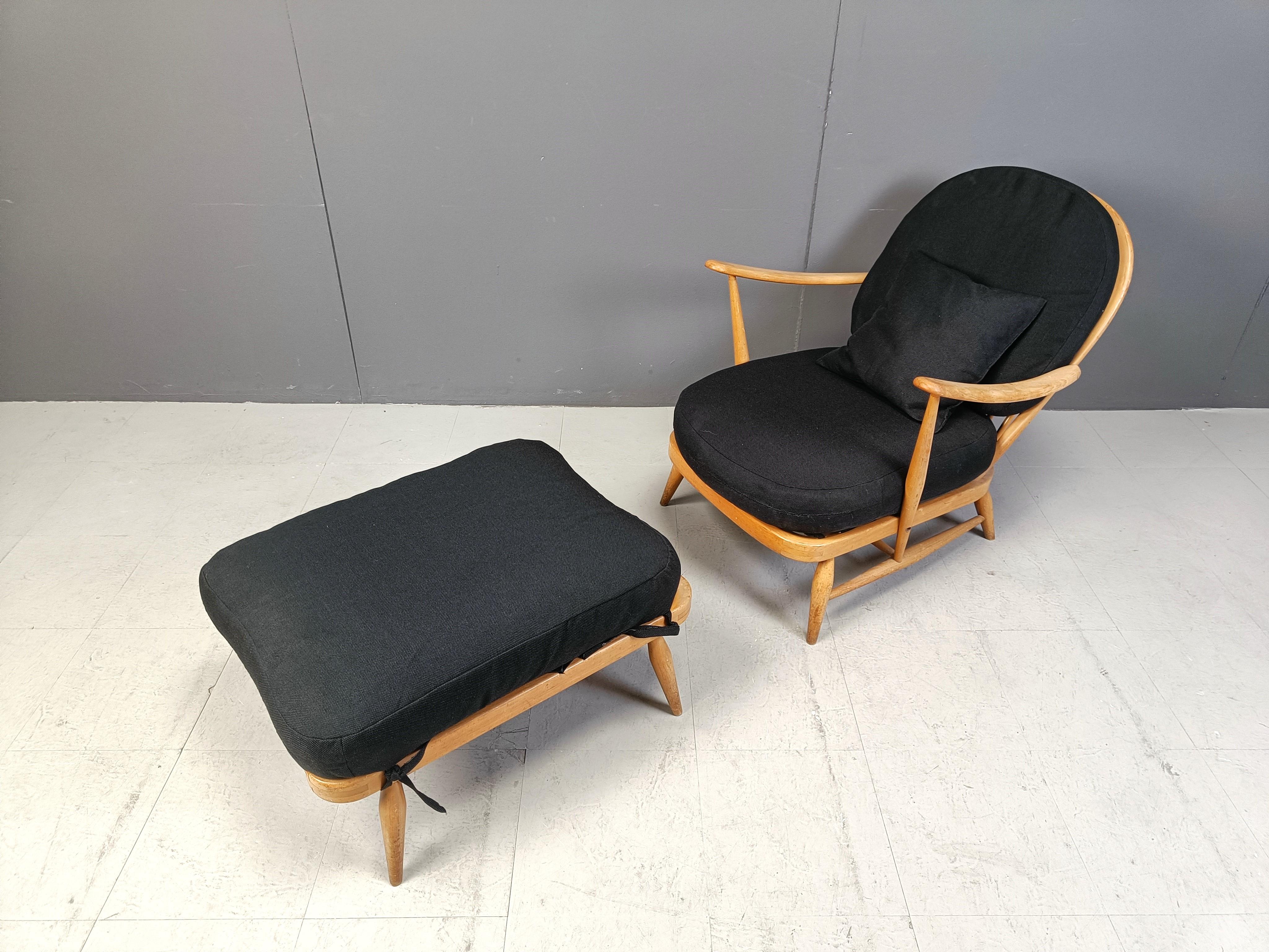 Mid-Century Modern Vintage bentwood armchair and footstool by Ercol, 1960s