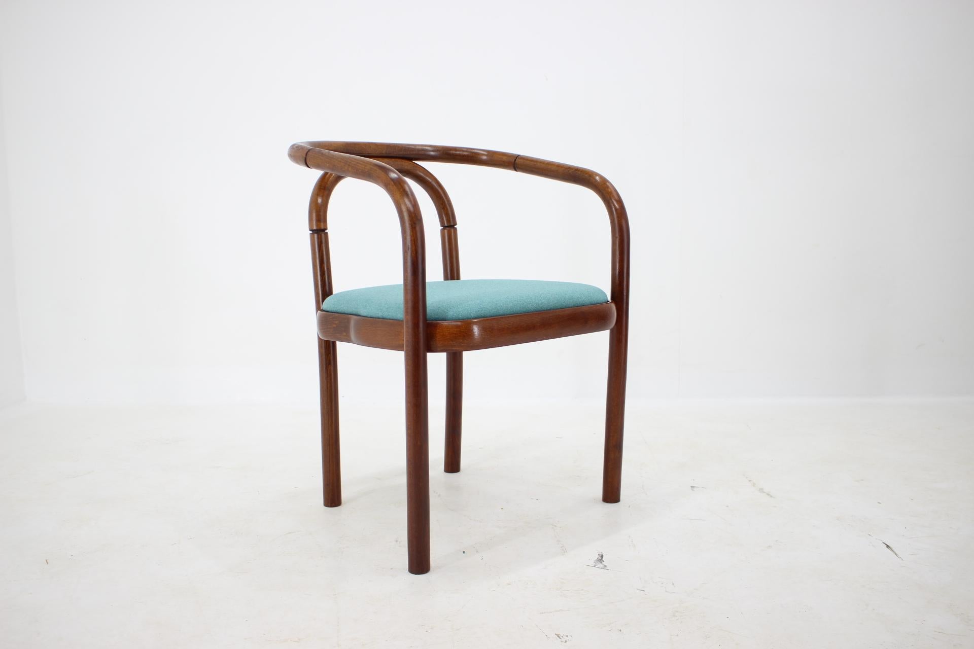 Mid-Century Modern Vintage Bentwood Chair Ton, Czechoslovakia