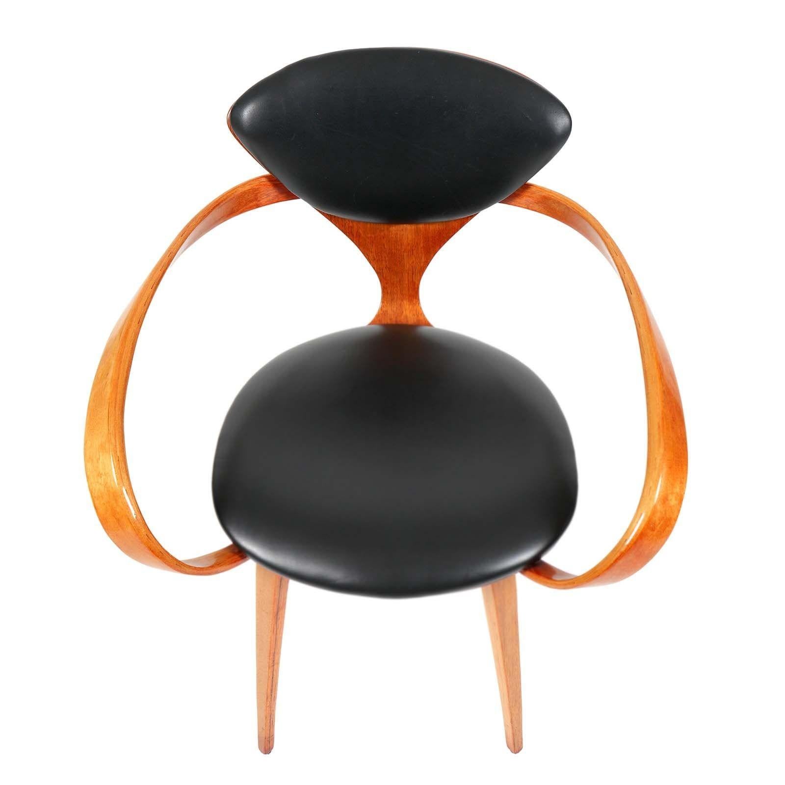 Vintage-Stuhl „Pretzel“ aus Bugholz und Leder von Norman Cherner (amerikanisch) im Angebot