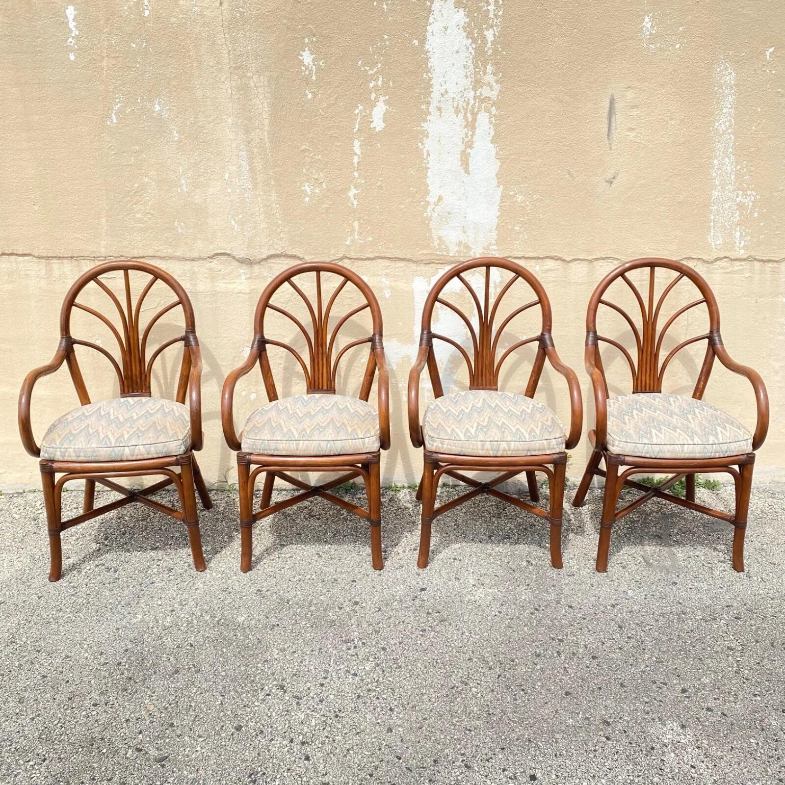 Vintage Bentwood Rattan Hollywood Regency Fan Back Dining Chairs - Set of 4 In condizioni buone in vendita a Philadelphia, PA