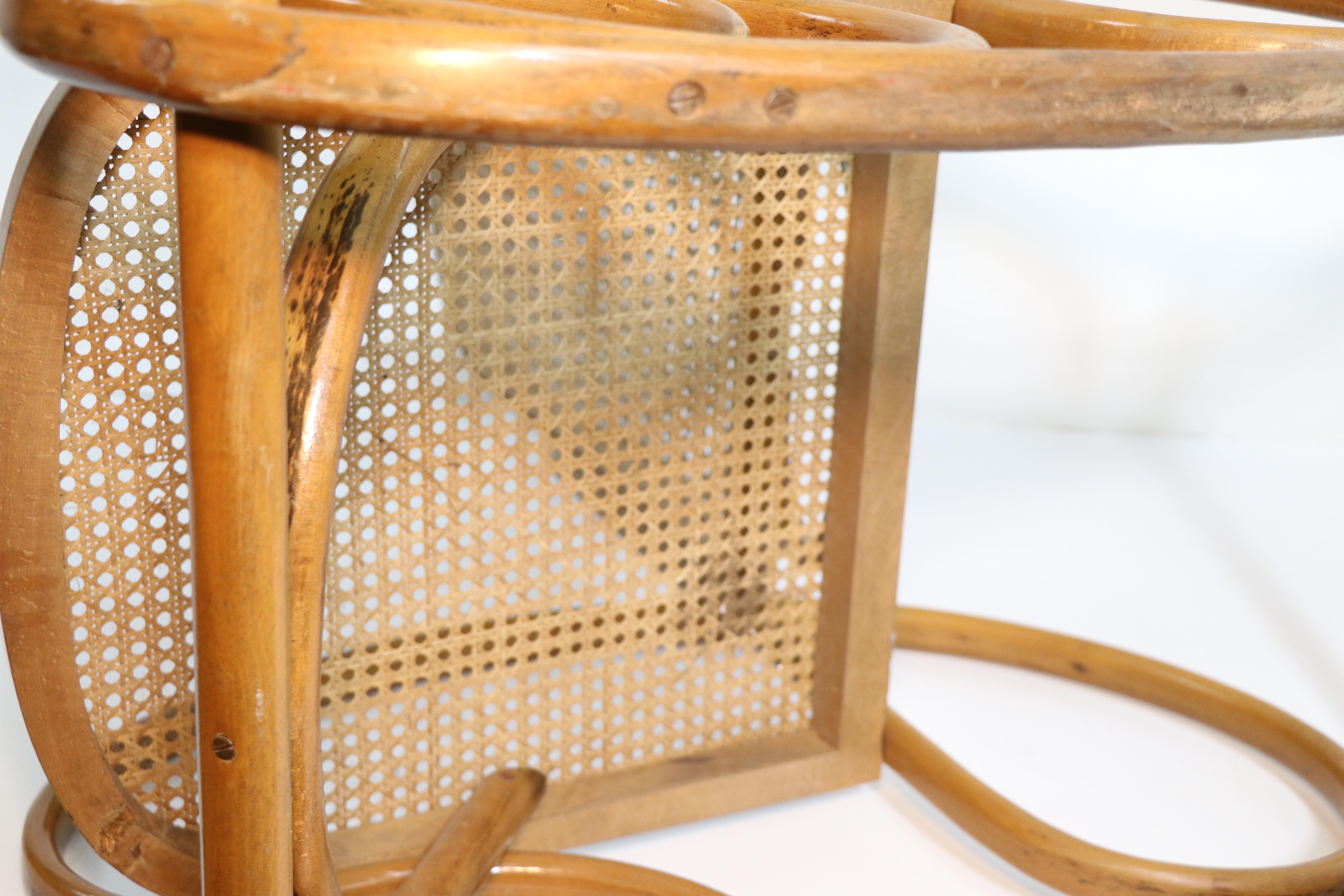 Rocking Chair aus Bugholz im Vintage-Stil, Thonet zugeschrieben im Angebot 5