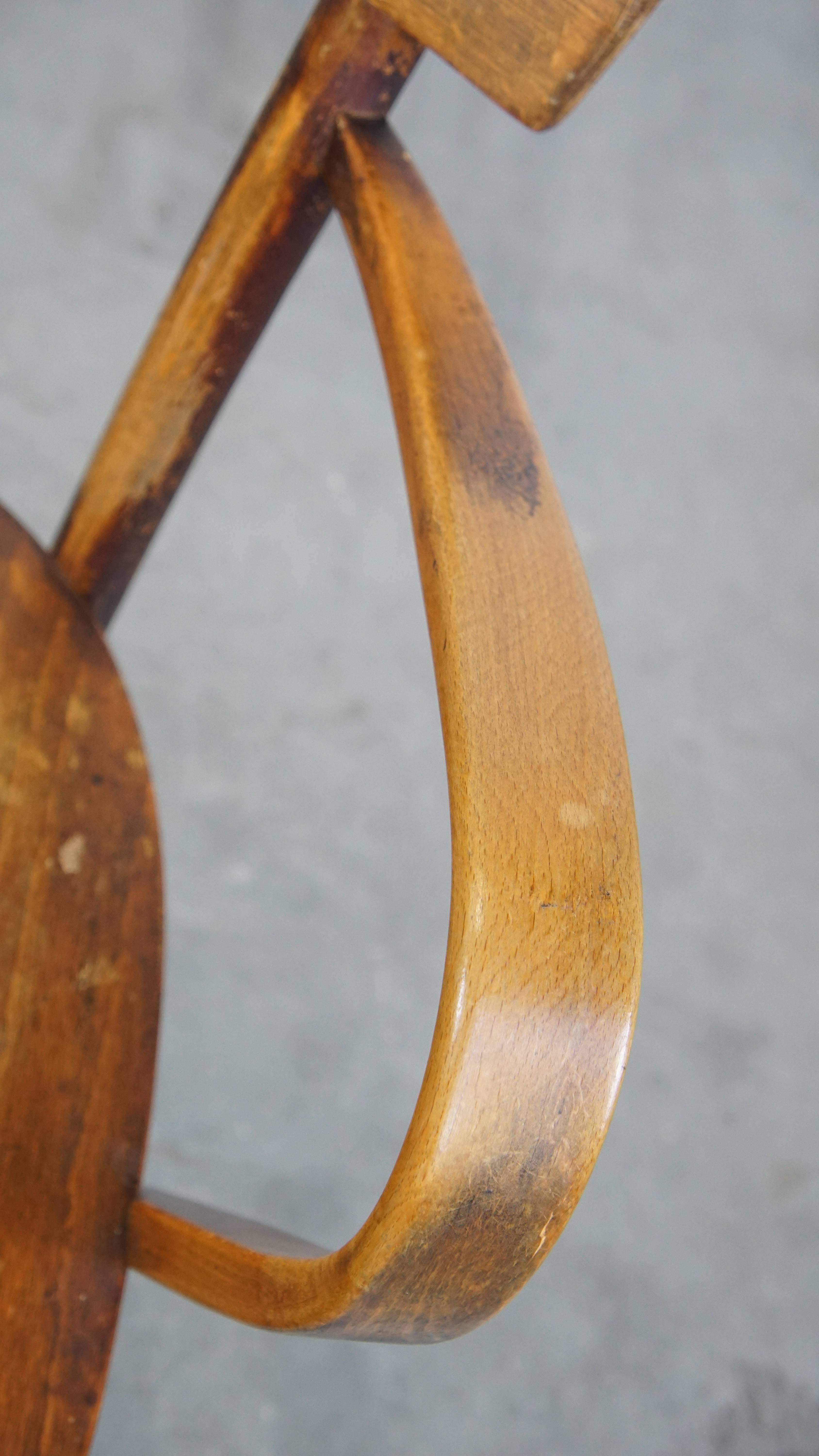 Vintage bentwood Thonet style café/dining room chair from the 1940s For Sale 2
