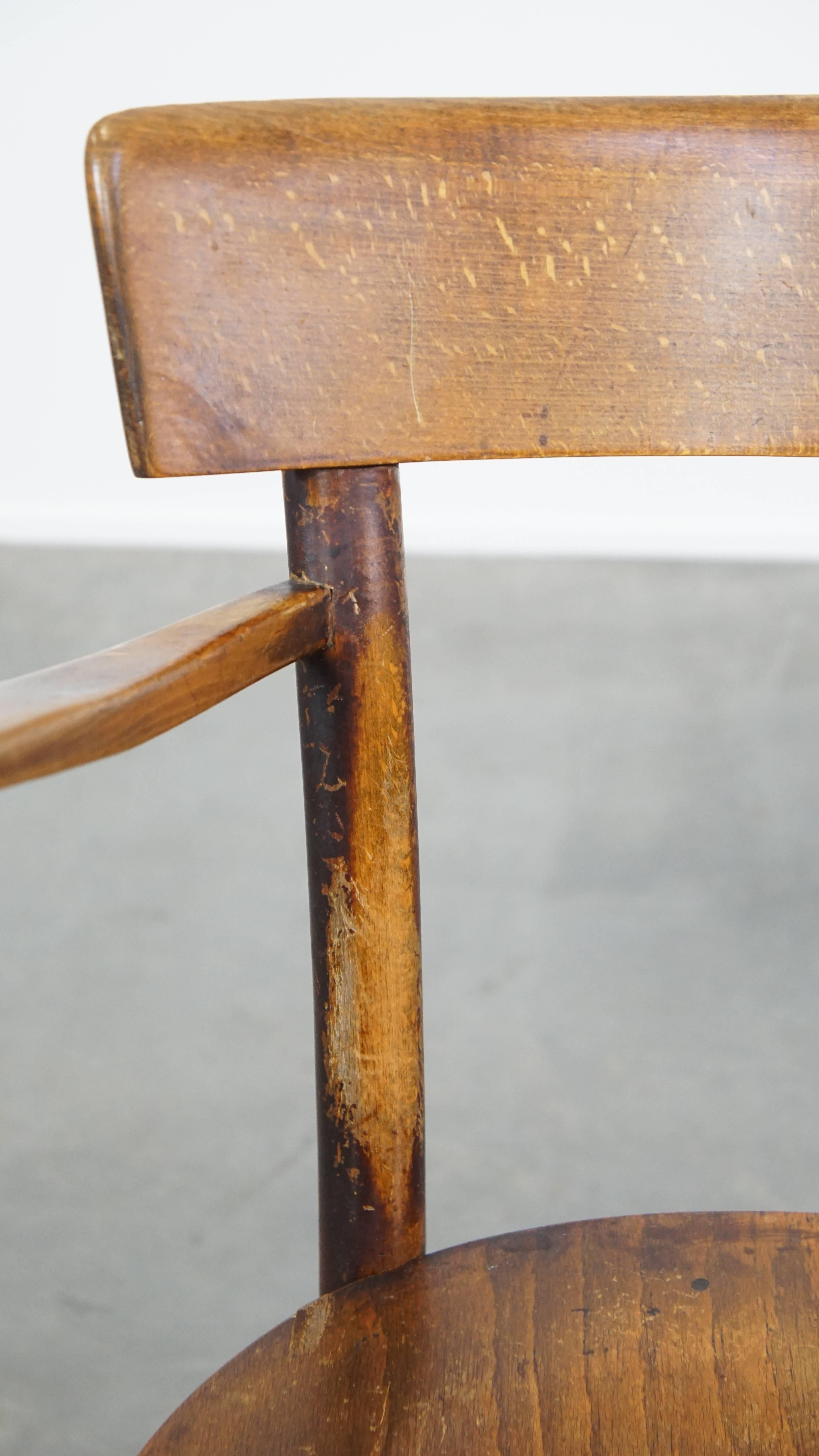 Vintage bentwood Thonet style café/dining room chair from the 1940s For Sale 3