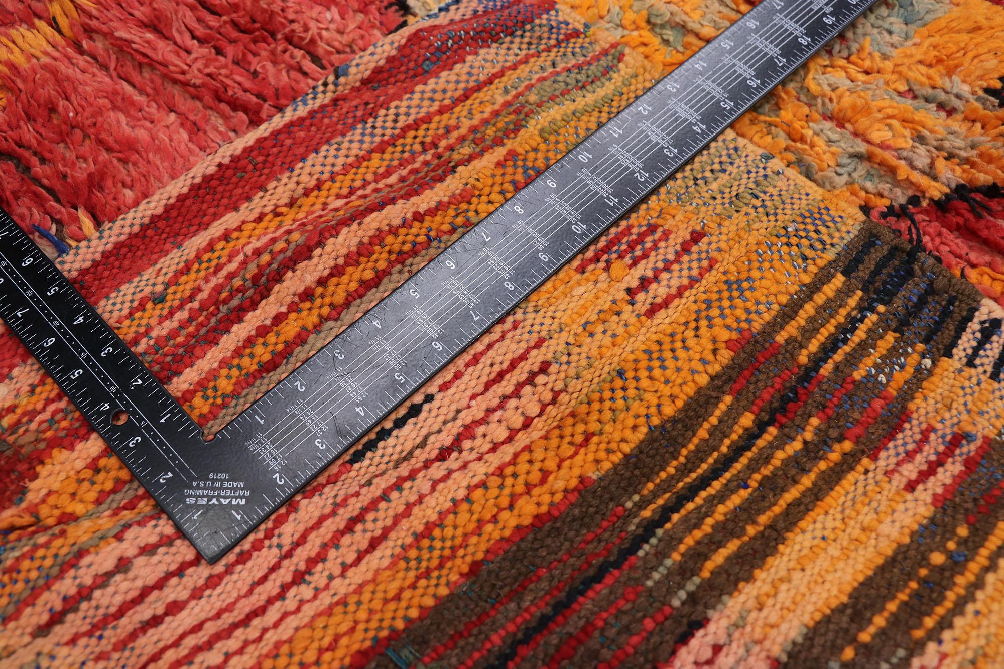 Marokkanischer Berber-Teppich Ait Bou Ichaouen im Stammesstil aus Berber im Zustand „Gut“ im Angebot in Dallas, TX