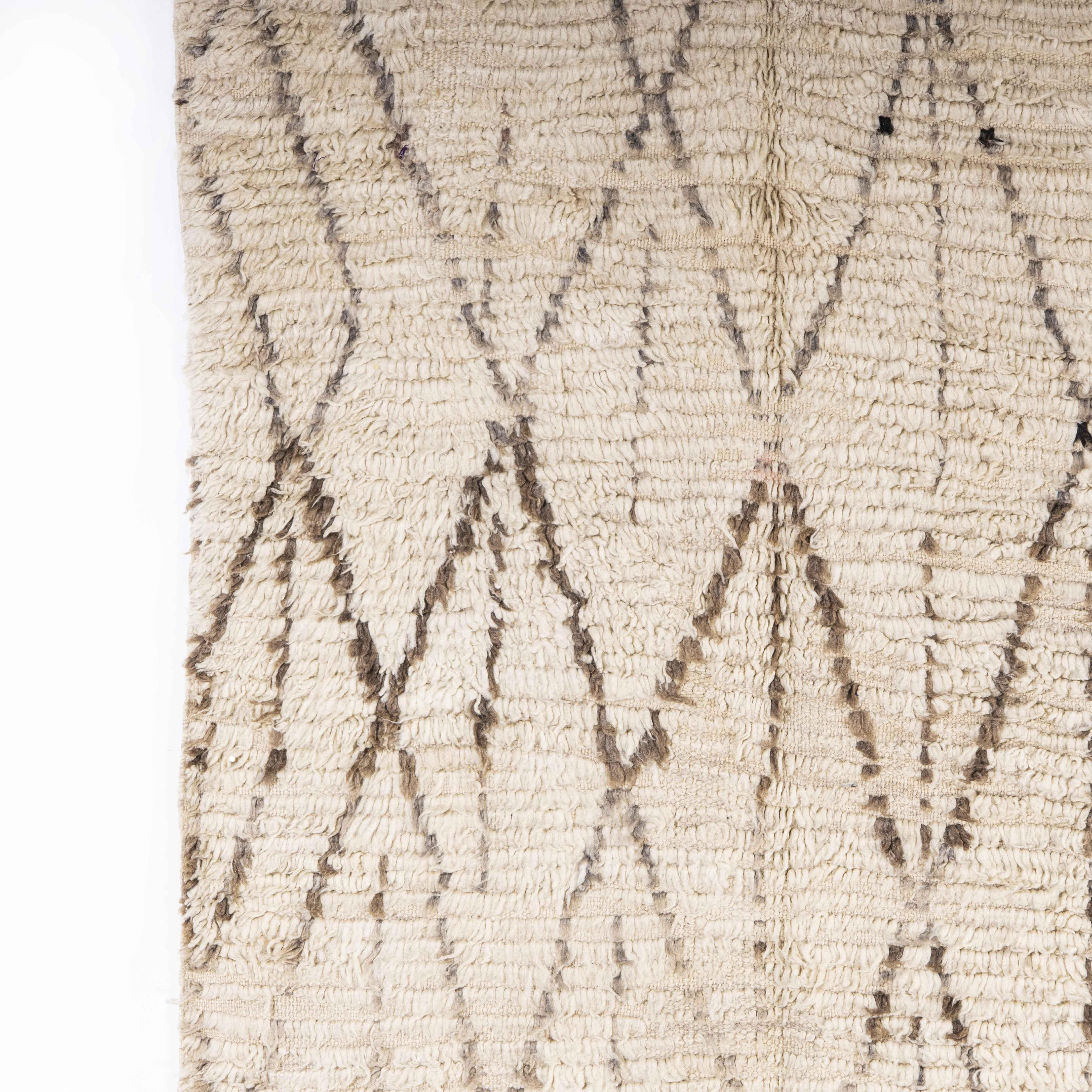 Cotton Vintage Berber Azilal Rug, Monochrome Diamond Wool For Sale