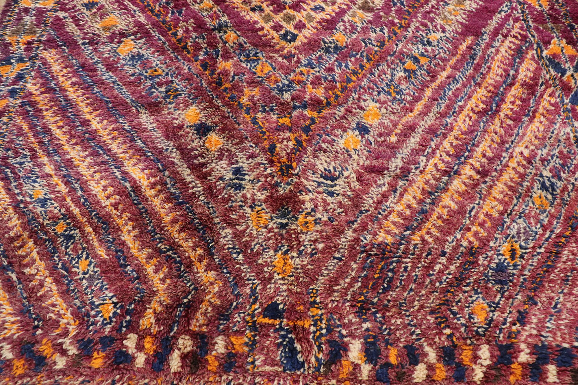 Vintage Berber Beni M'Guild Moroccan Rug with Bohemian Style In Good Condition For Sale In Dallas, TX