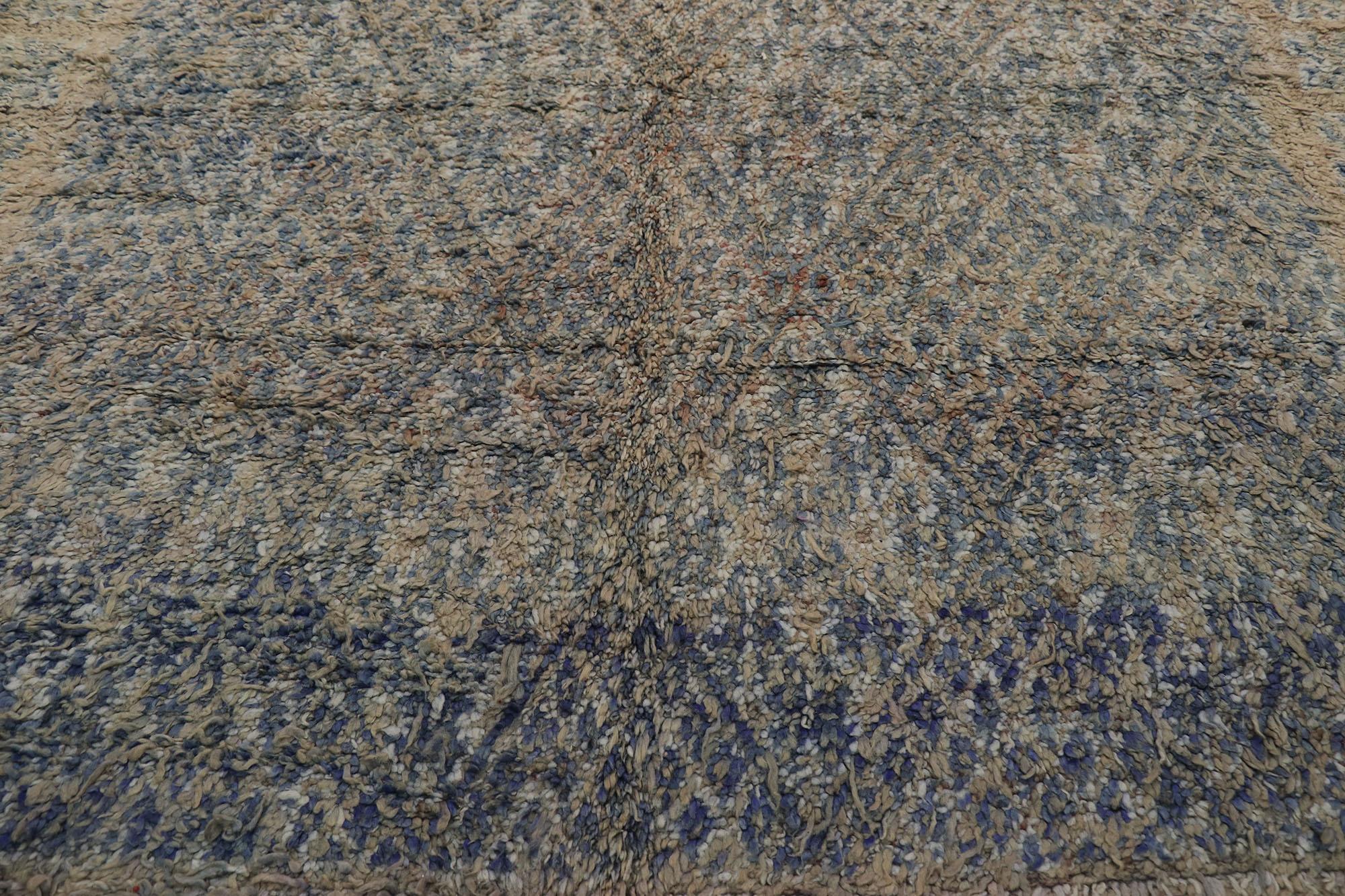 Marocain Tapis marocain vintage de la guilde Beni M'Guild berbère avec style bohème en vente