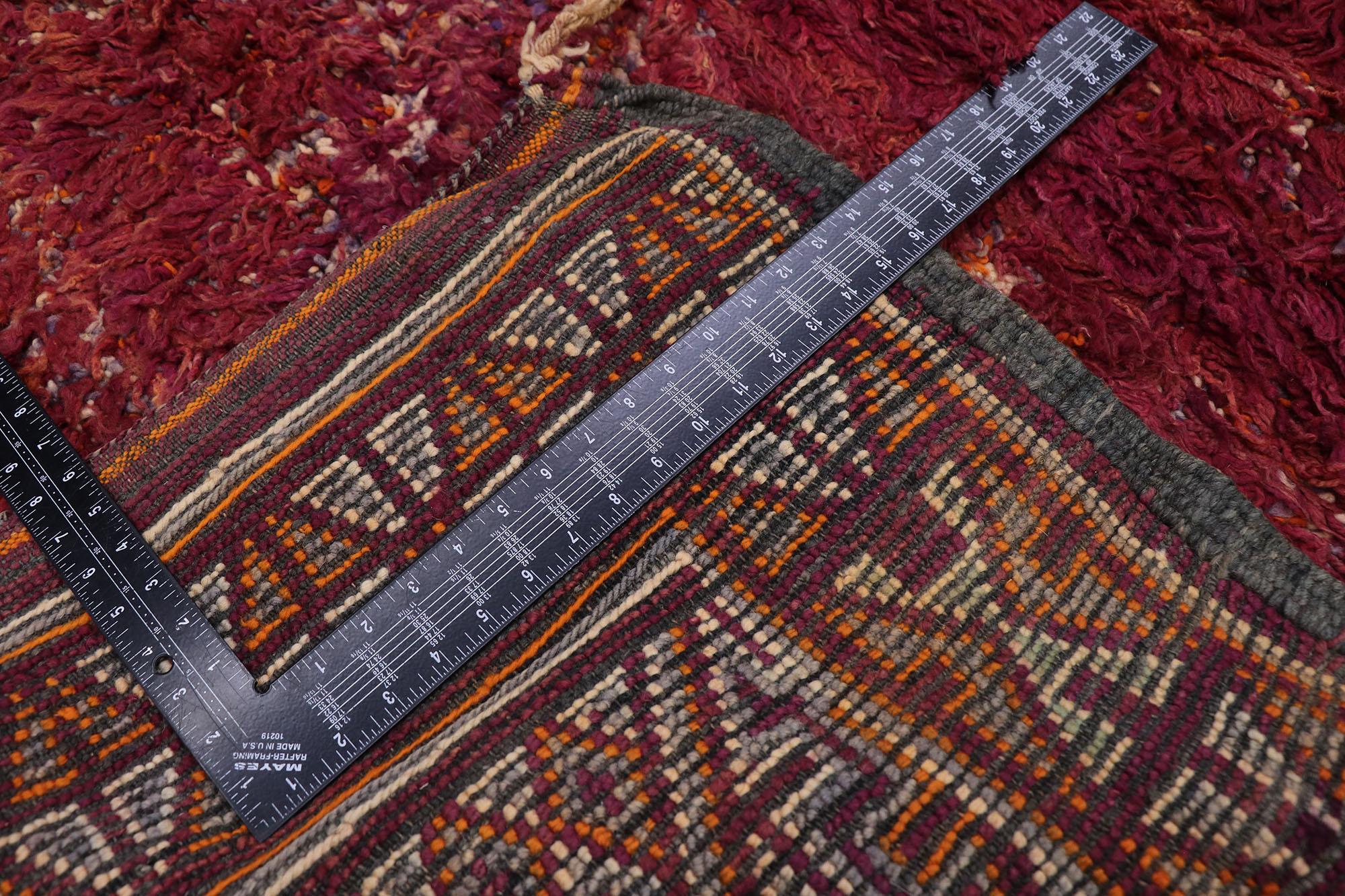 Marokkanischer Berber Beni M'Guild-Teppich im böhmischen Stil, Vintage im Zustand „Gut“ im Angebot in Dallas, TX