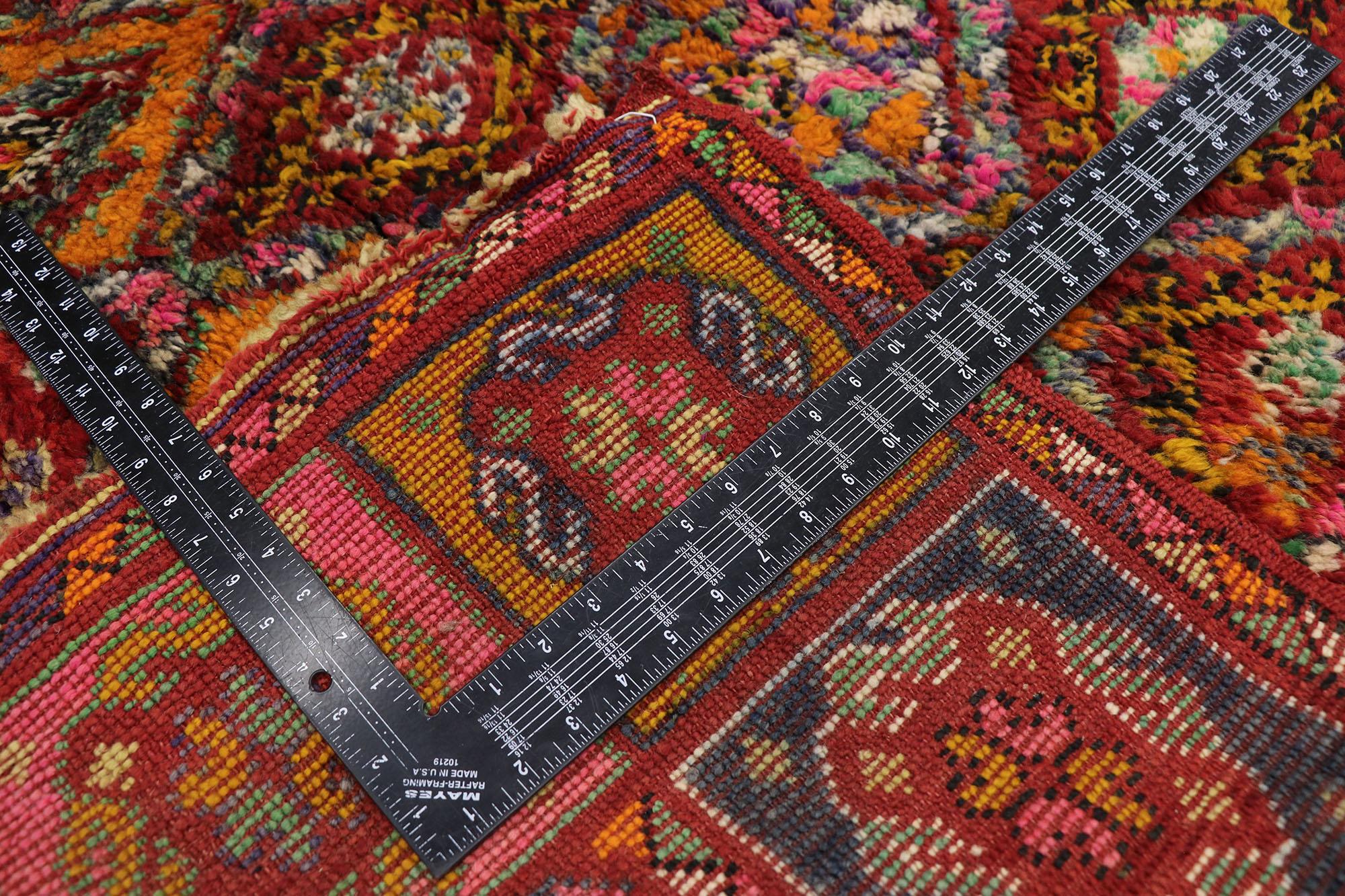 Marokkanischer Berber Beni M'Guild-Teppich mit böhmischem Stil im Zustand „Gut“ im Angebot in Dallas, TX
