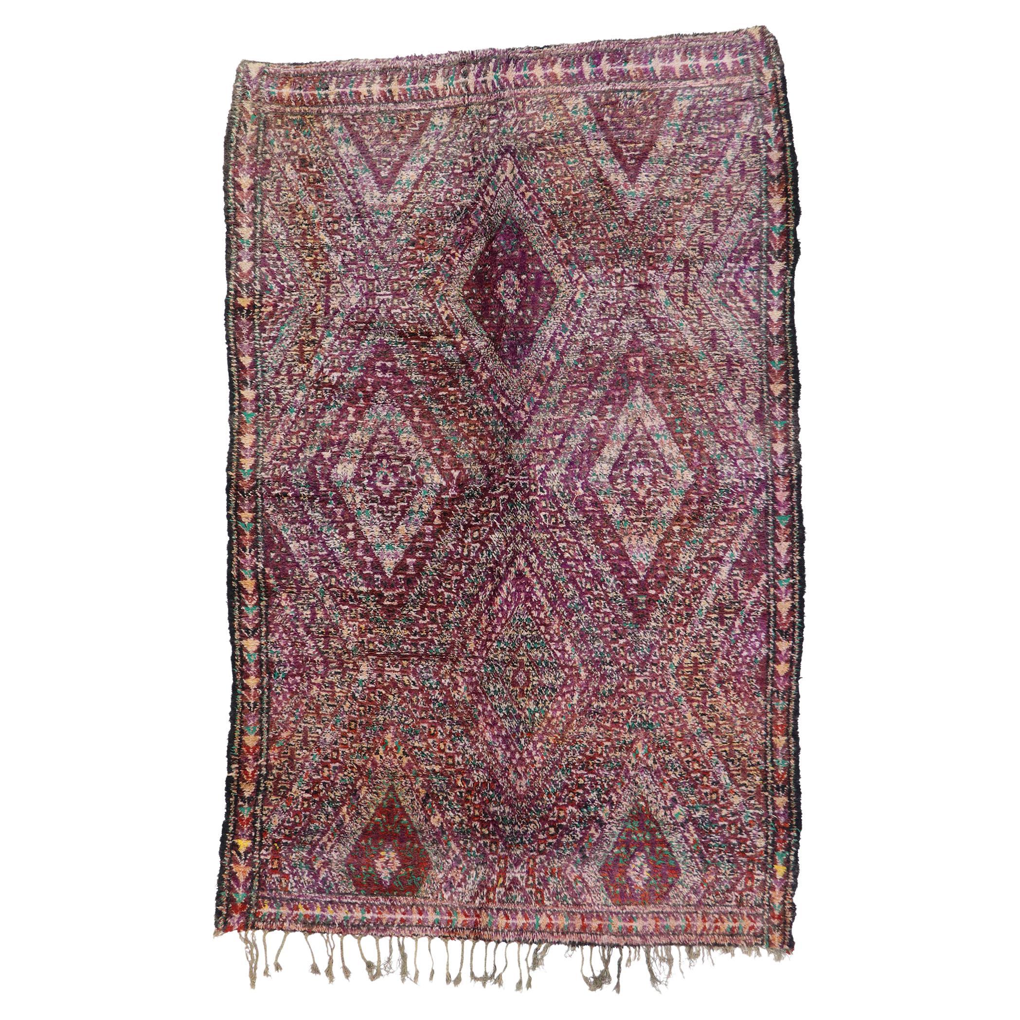 Marokkanischer Berber Beni M'Guild-Teppich mit böhmischem Stil
