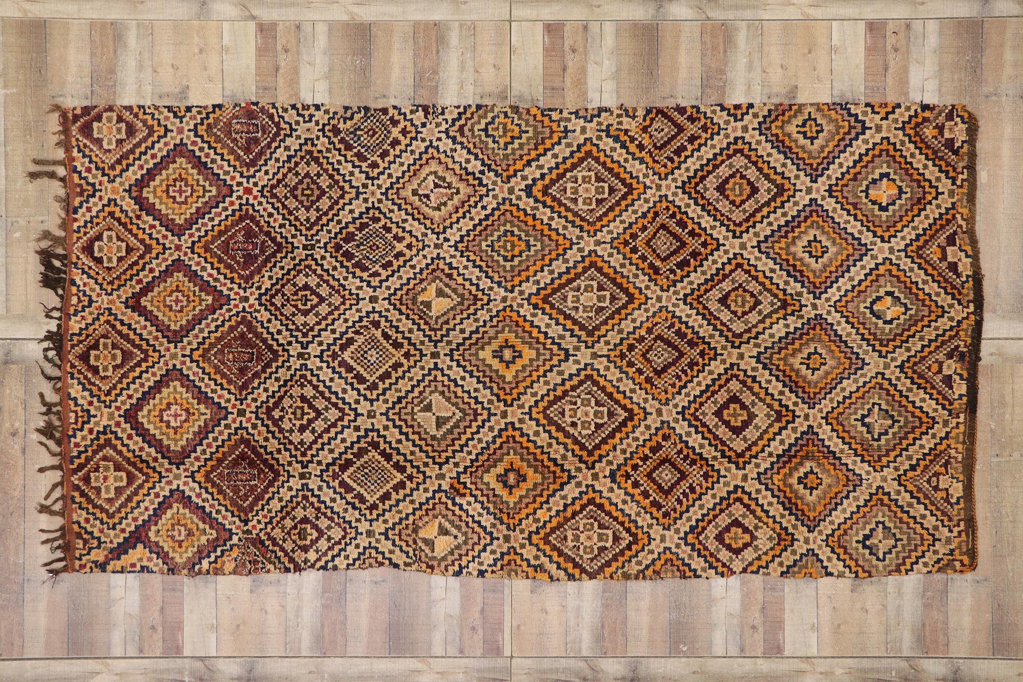 1980's Berber Beni M'Guild Moroccan Carpet with Modern Style For Sale 1