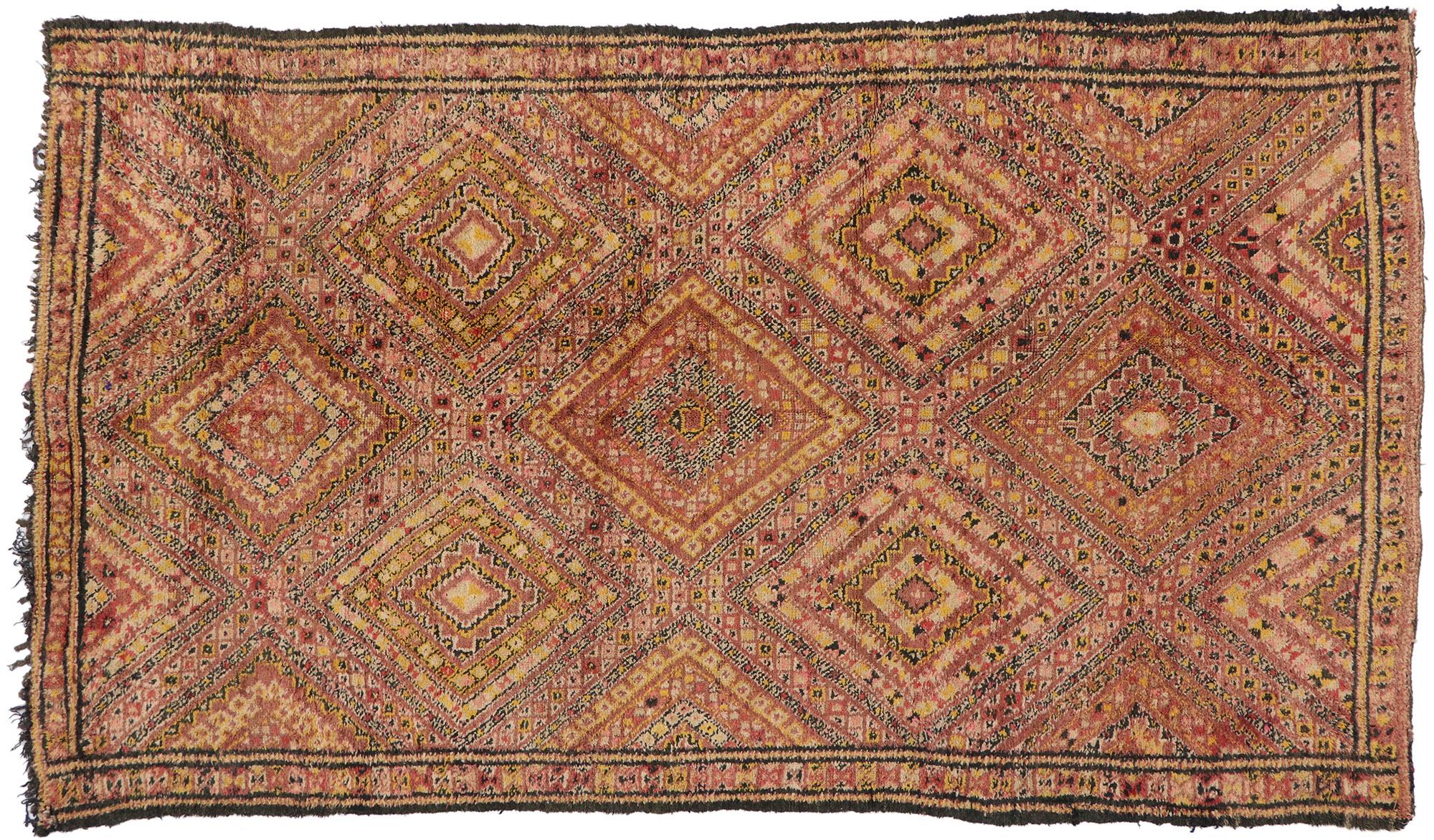 Marokkanischer Berber Beni M'Guild Vintage-Teppich mit modernem Mid-Century-Modern-Stil im Angebot 2