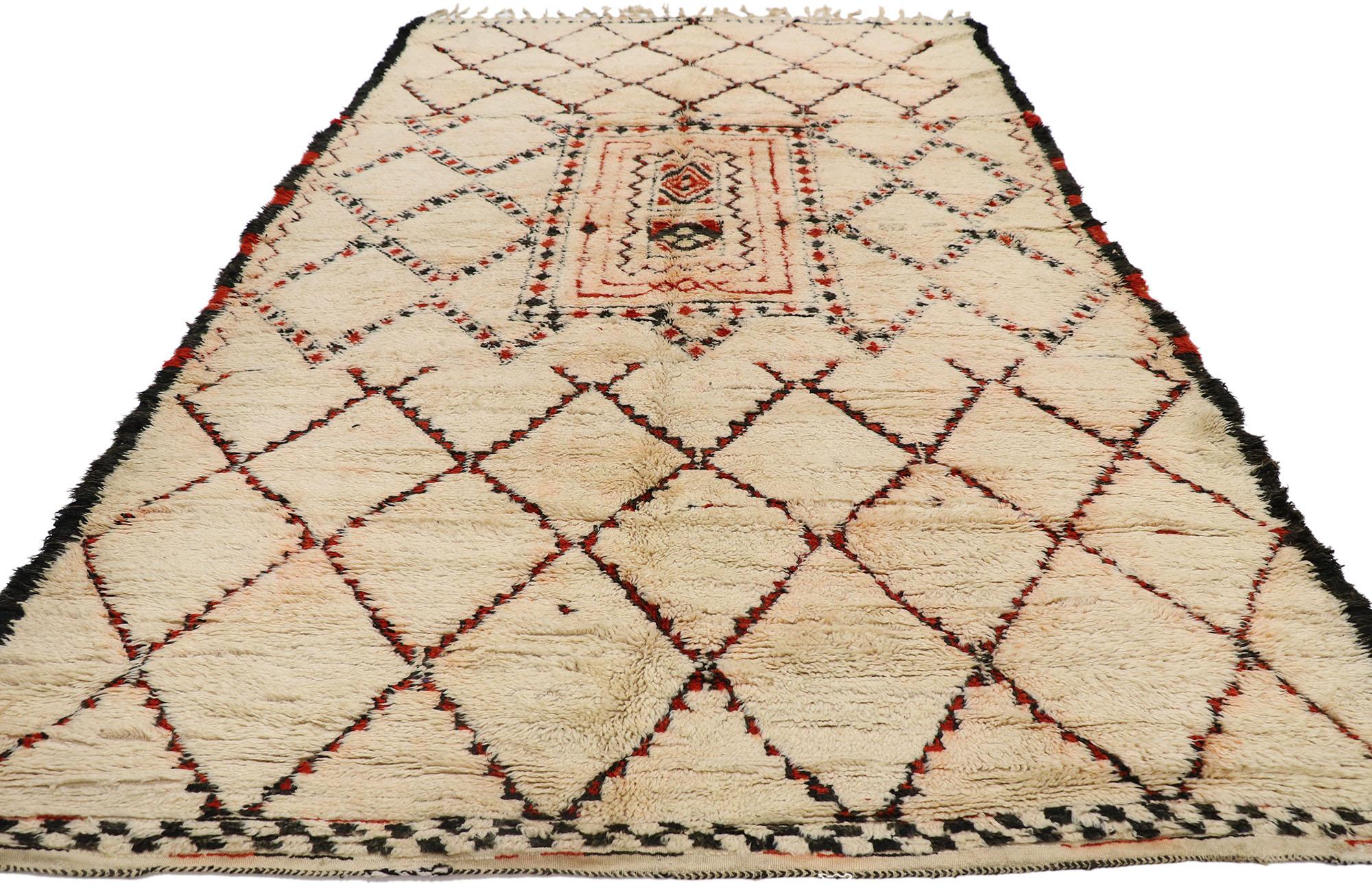Vintage Berber Beni Ourain Marokkanischer Teppich (Stammeskunst) im Angebot