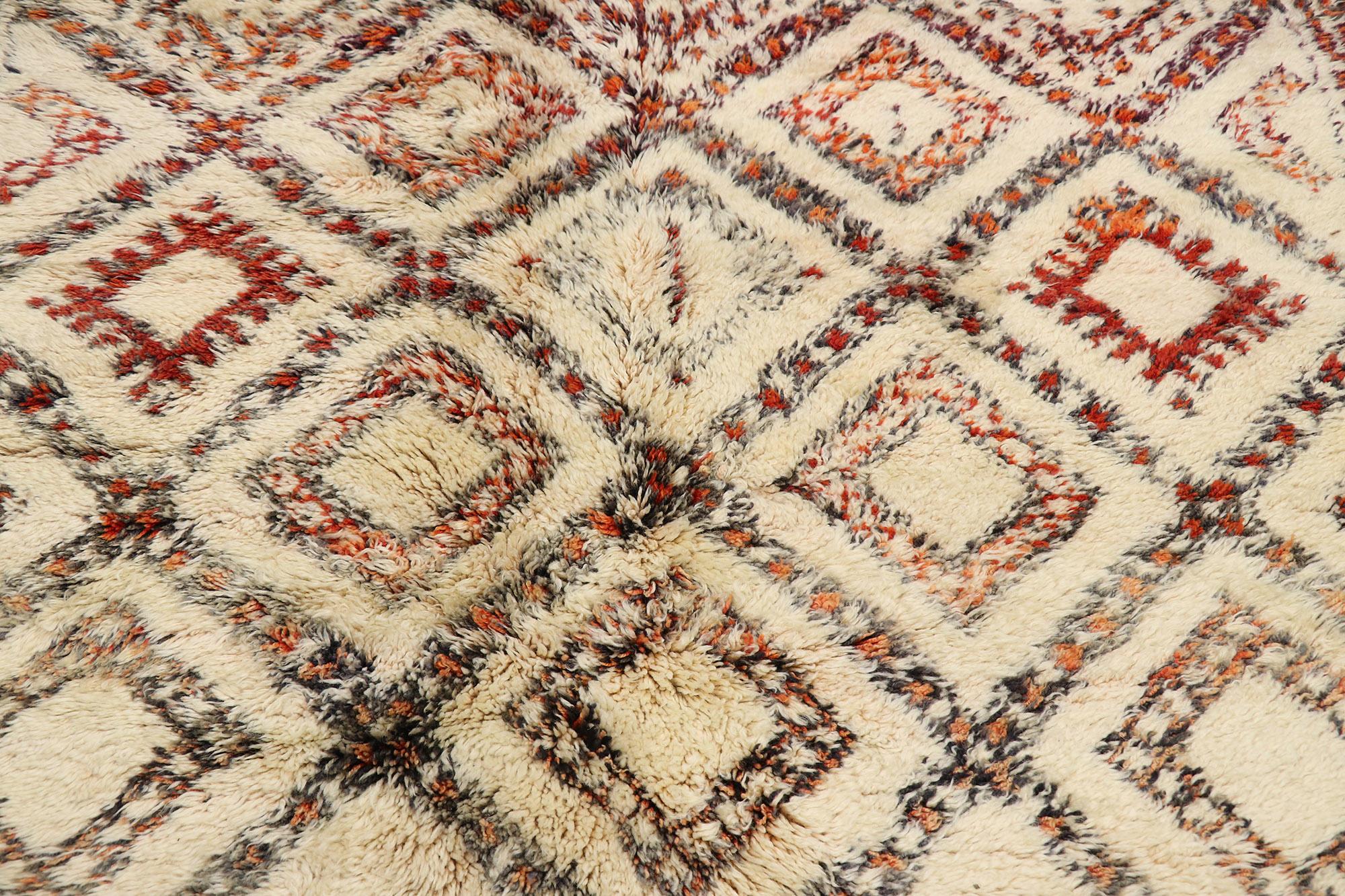 Vintage Beni Ourain Moroccan Rug, Mid-Century Modern Meets Tribal Enchantment In Good Condition For Sale In Dallas, TX