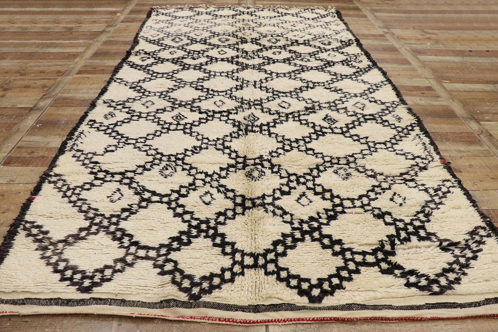 Vintage Berber Beni Ourain Moroccan Rug with Mid-Century Modern Style For Sale 1