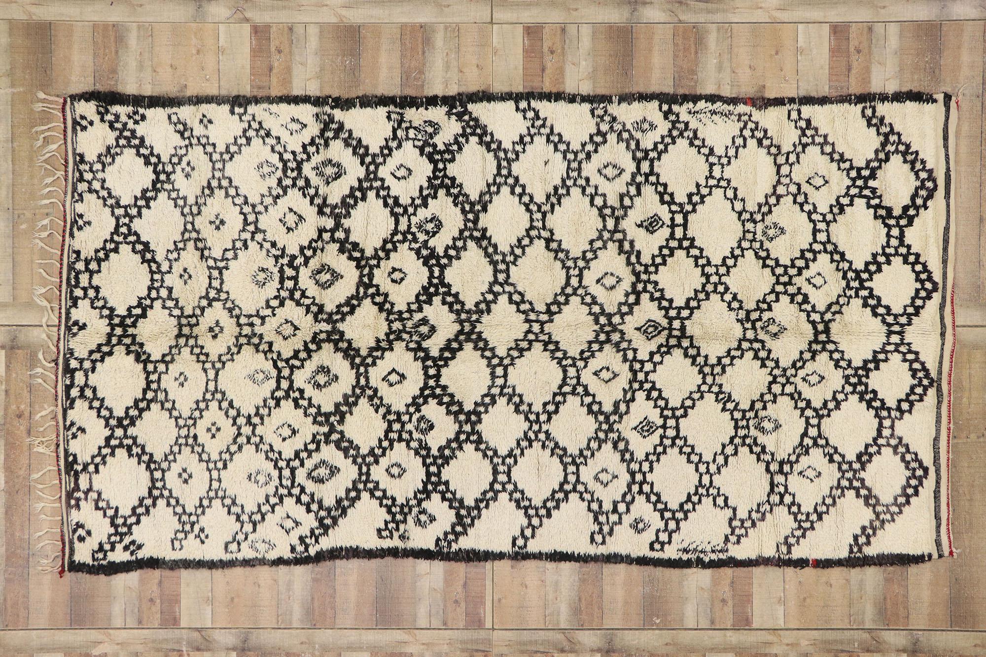 Vintage Berber Beni Ourain Moroccan Rug with Mid-Century Modern Style For Sale 2
