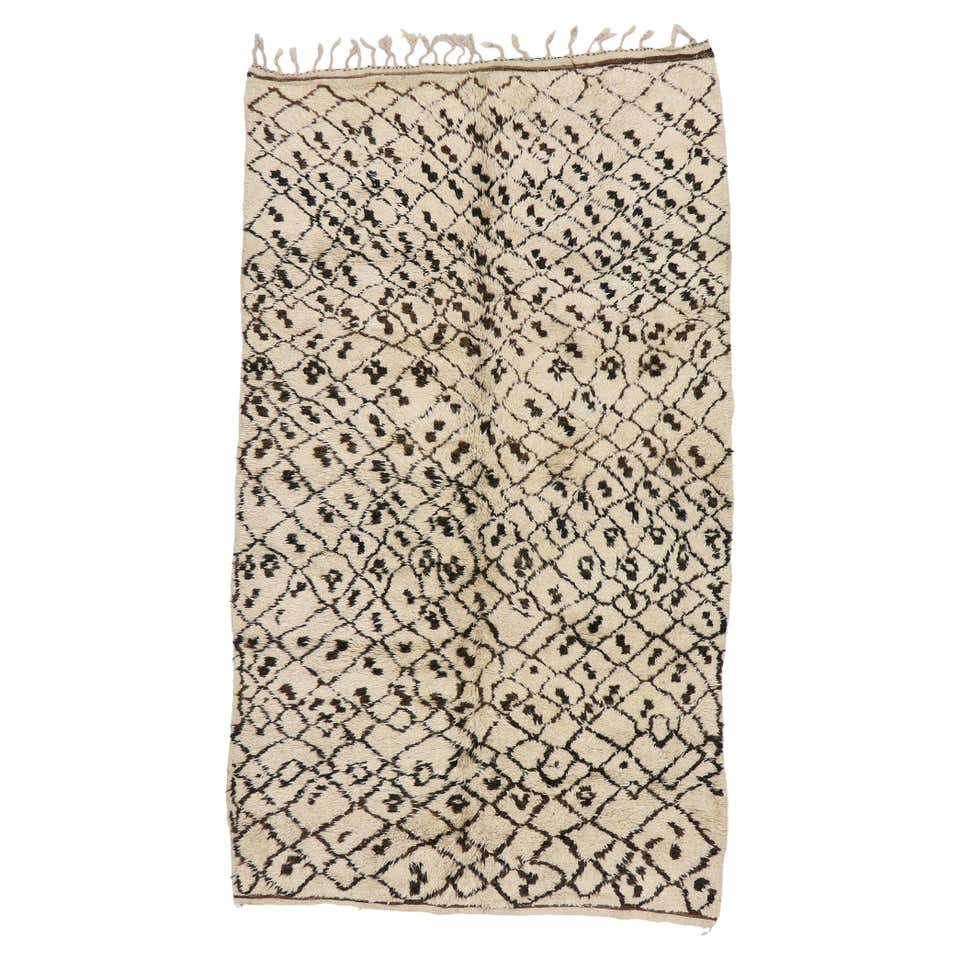 Vintage Beni M'rirt Berber rug For Sale at 1stDibs