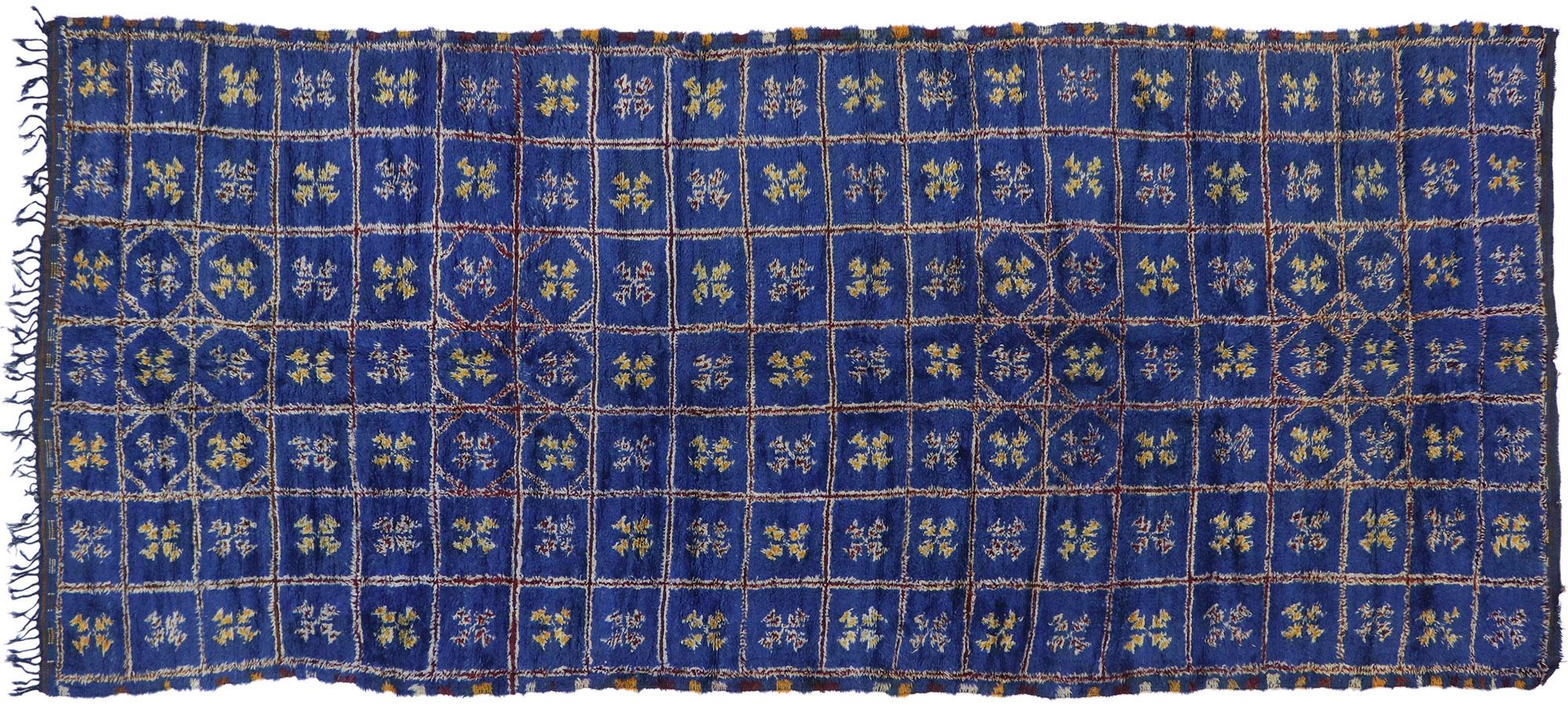 Marokkanischer Beni M'Guild-Teppich im Stammesstil in Berberblau, Vintage im Angebot 2
