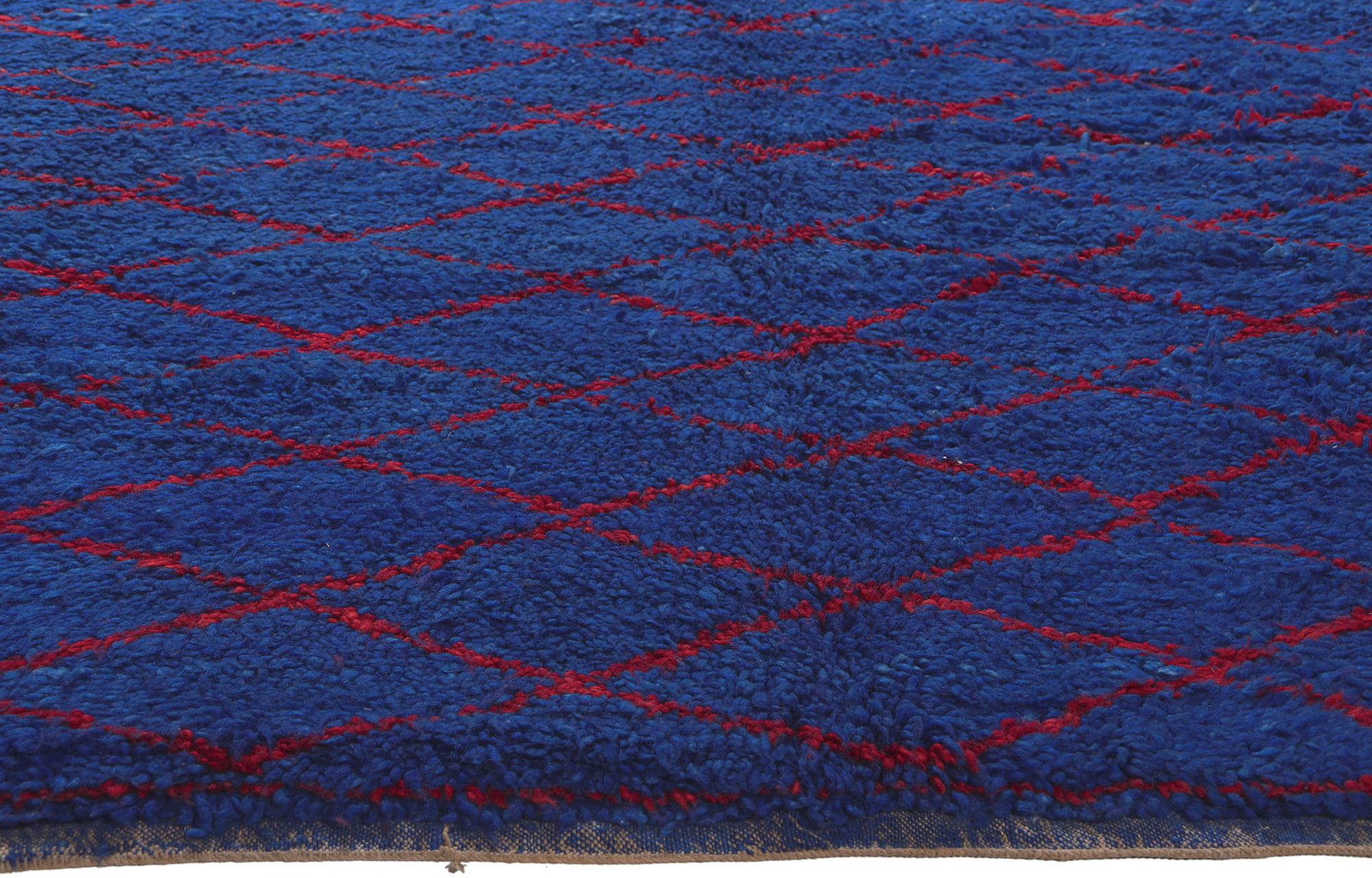 Marokkanischer blauer Beni MGuild-Teppich in Blau  (Handgeknüpft) im Angebot