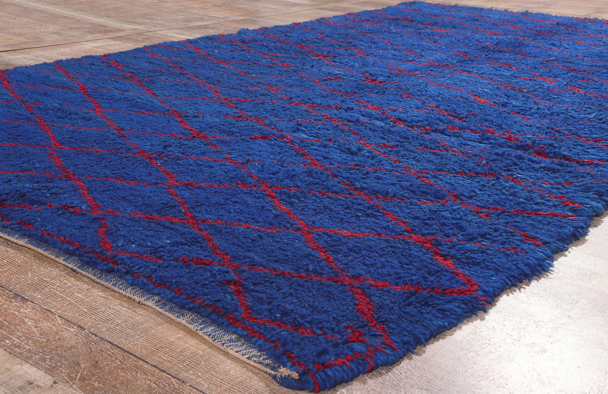 Marokkanischer blauer Beni MGuild-Teppich in Blau  (Wolle) im Angebot