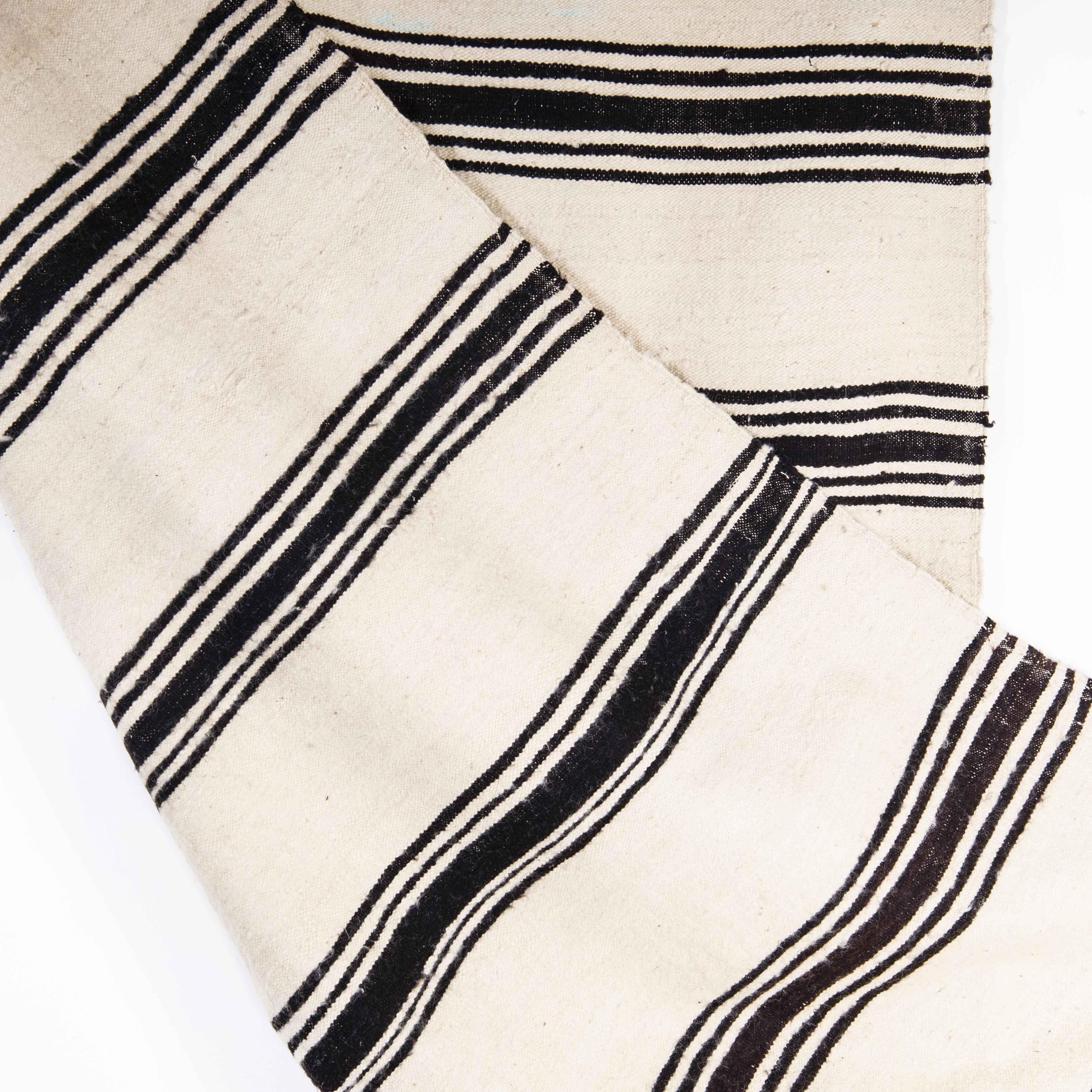 Vintage Berber Bold Monochrome Stripe Hanbel Rug In Good Condition For Sale In Hook, Hampshire