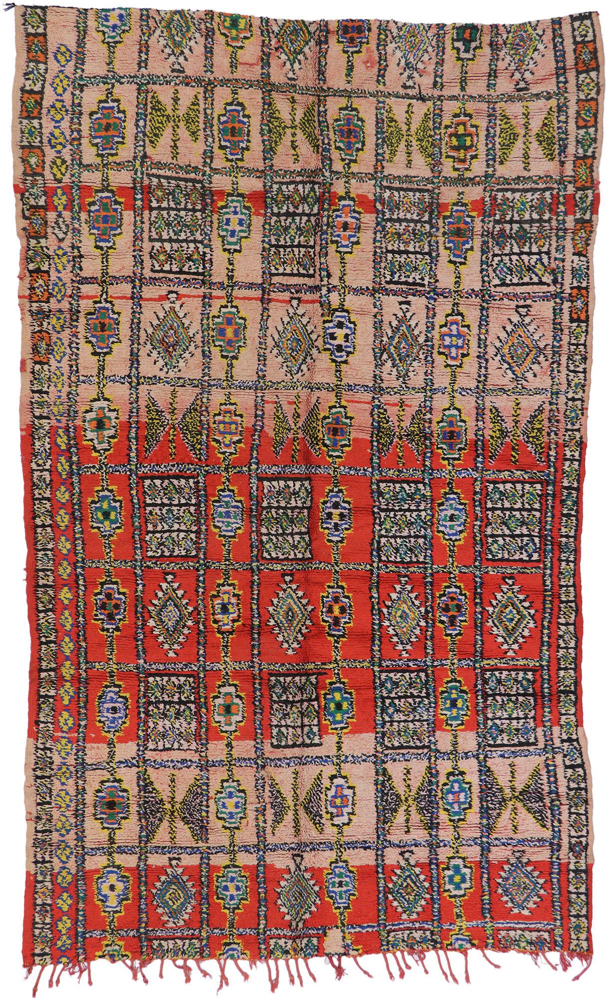 Vintage Berber Boujad Moroccan Rug, Boho Jungalow meets Wabi-Sabi For Sale 2