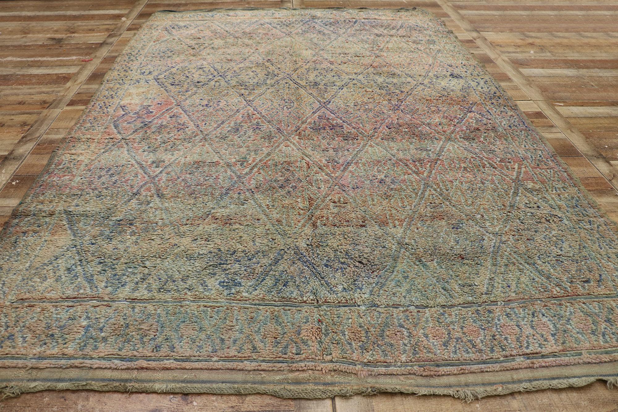 Vintage Berber Boujad Moroccan Rug with Bohemian Style 1