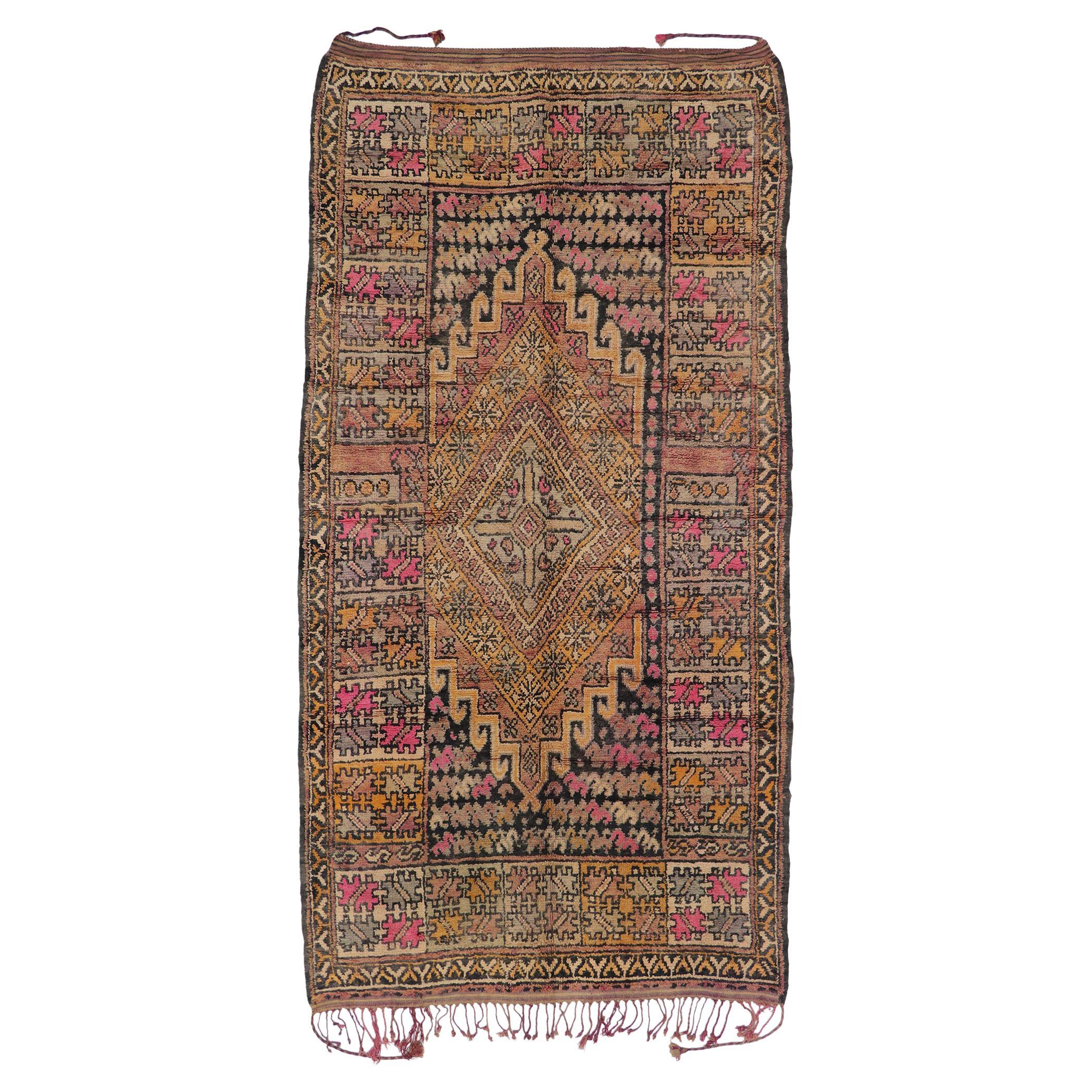 Vintage Berber Boujad Moroccan Rug with Bohemian Style For Sale