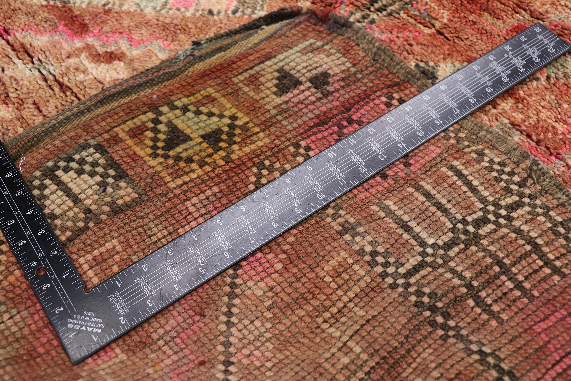 Marokkanischer Berber-Boujad-Teppich im Boho-Chic-Stil des Stammesstils aus Berber im Zustand „Gut“ im Angebot in Dallas, TX