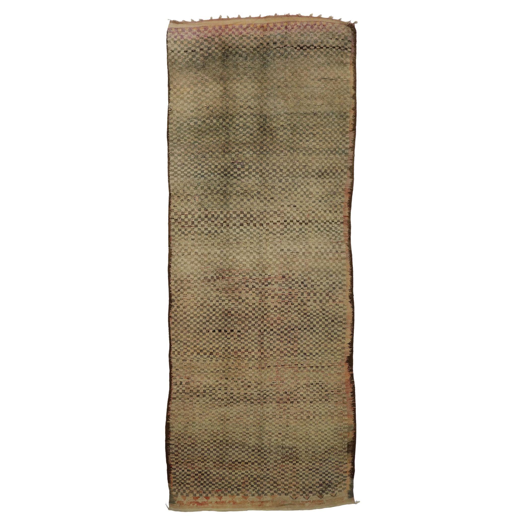 Tapis marocain berbère Boujad de style moderne et rustique