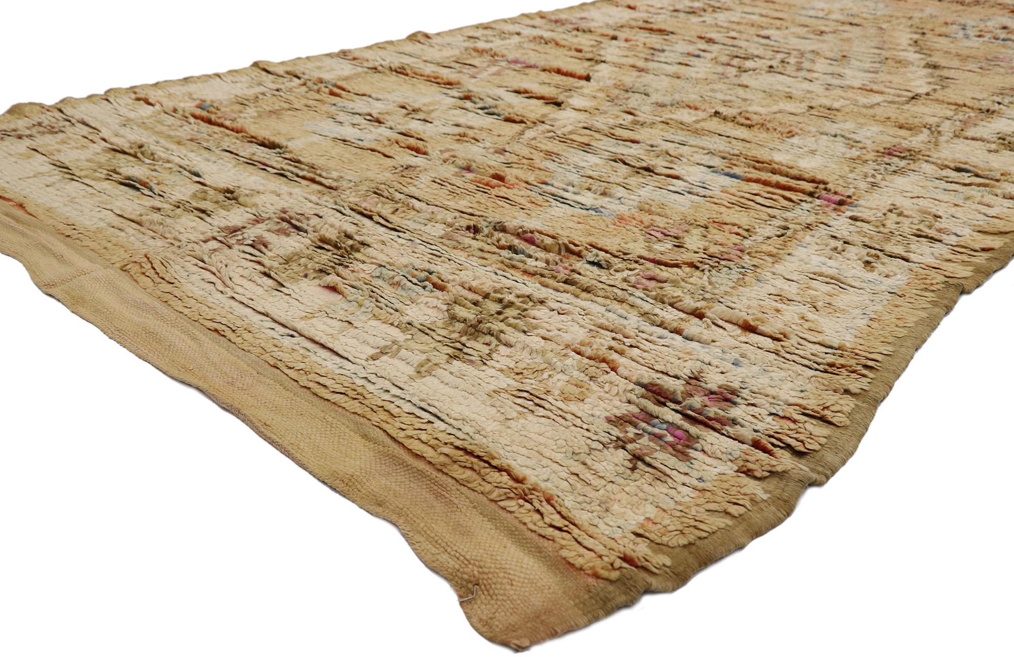 21481 Vintage Berber Boujad Moroccan rug with Tribal style and Hygge vibes. Measures: 05'11 x 11'00. With its neutral hues, plush pile and tribal style, this hand knotted wool vintage Berber Boujad Moroccan rug provides a feeling of cozy contentment