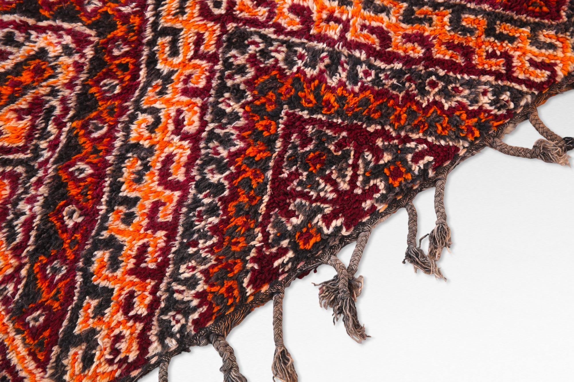 20th Century Vintage Berber Boujad Moroccan Rug with Tribal Style For Sale