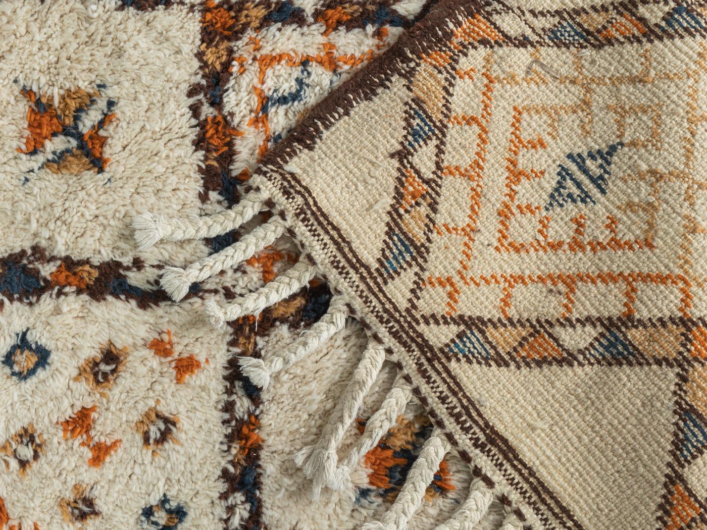 Vintage-Berberteppich aus 100 % Wolle, handgefertigt in Marokko, 300x390cm (Marokkanisch) im Angebot