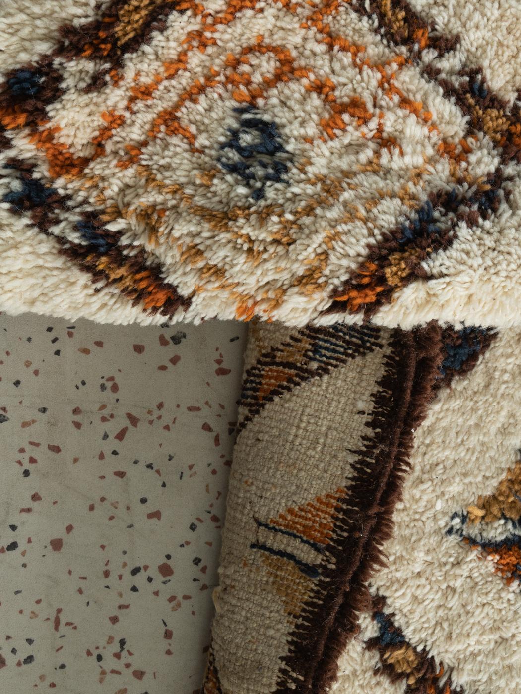Laine Tapis berbère vintage des années 60 100 % laine fabriqué à la main au Maroc, 300 x 390 cm en vente
