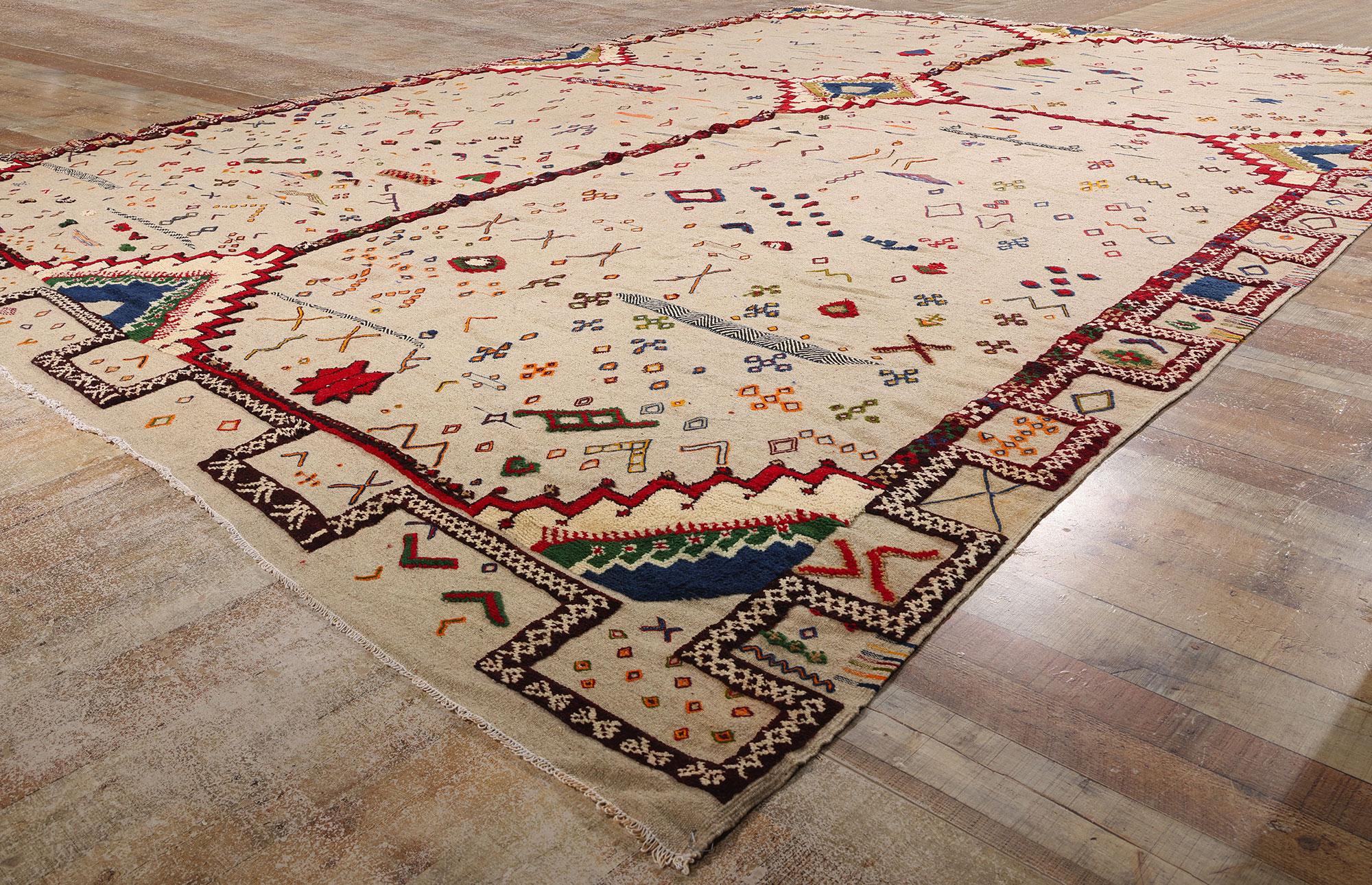 Alfombra marroquí bereber Glaoui de 1980 con diseño en relieve siglo XX en venta