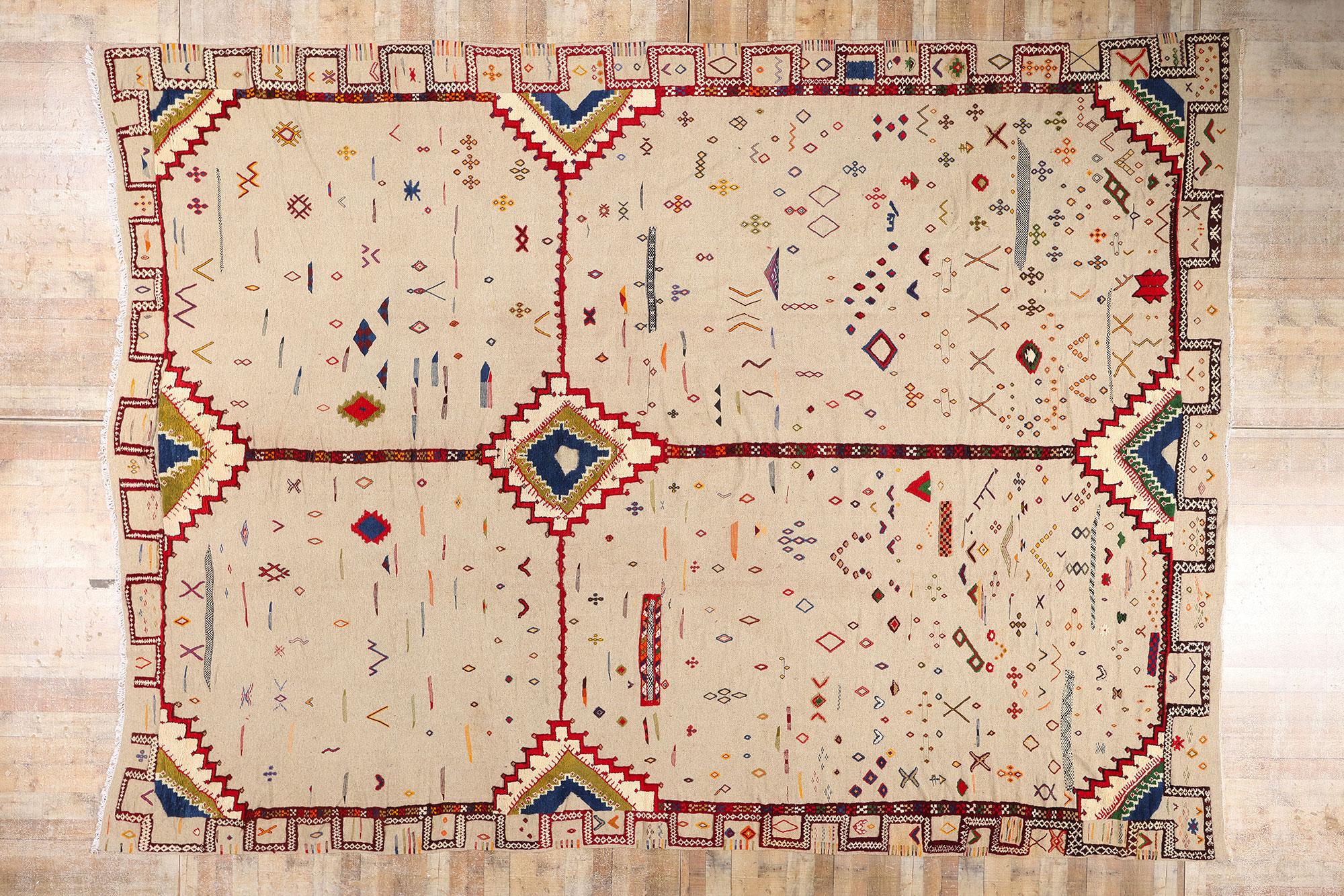 Alfombra marroquí bereber Glaoui de 1980 con diseño en relieve en venta 1