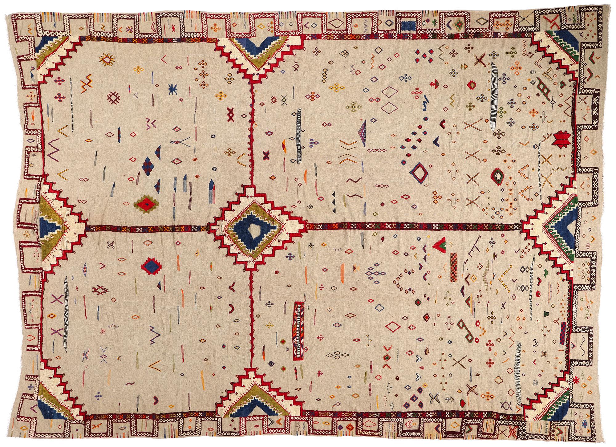 Alfombra marroquí bereber Glaoui de 1980 con diseño en relieve en venta 2