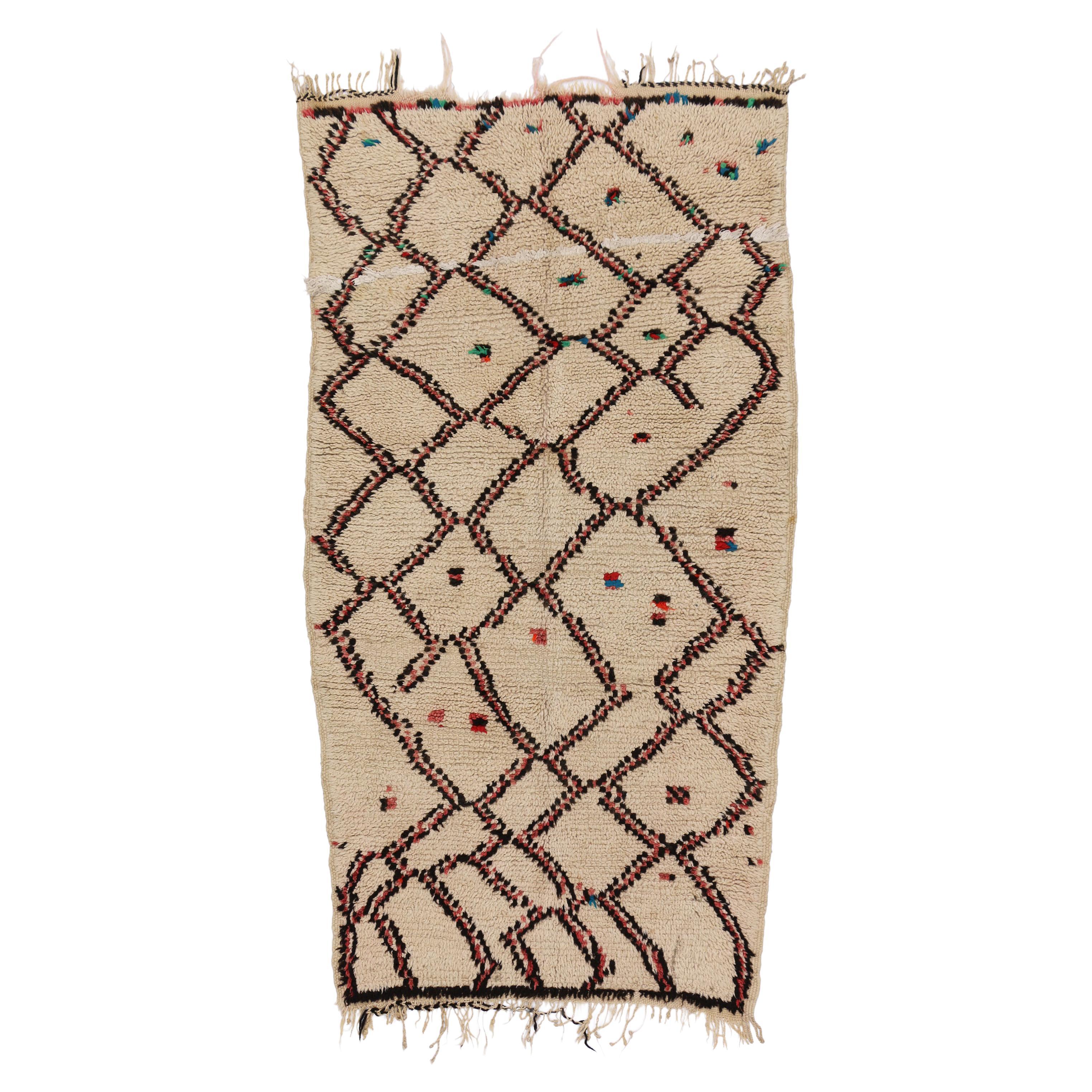 Vintage Berber Moroccan Azilal Rug, Ait Bou Ichaouen Talsint Carpet For Sale