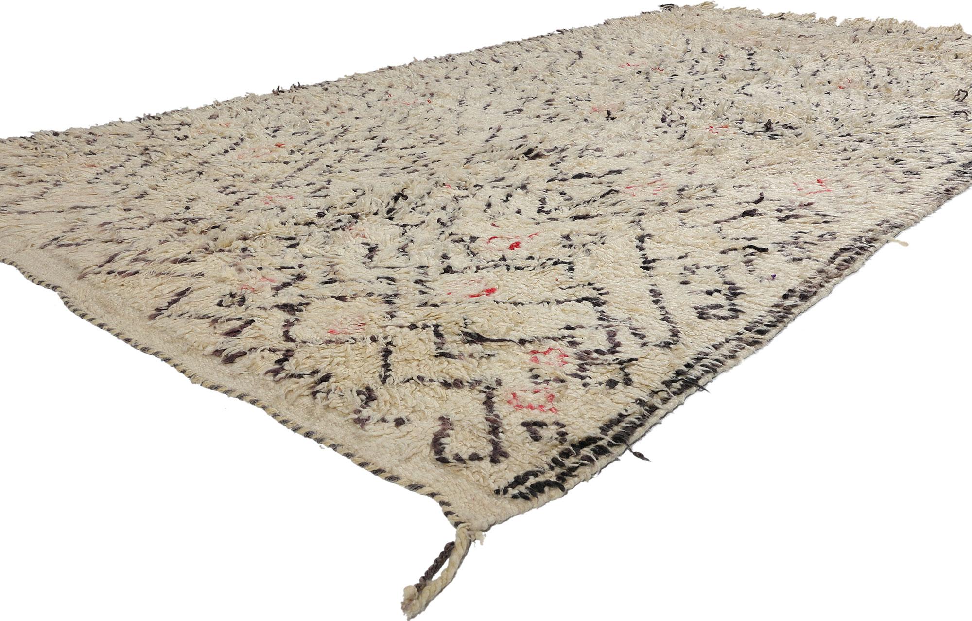 21724 Vintage Moroccan Azilal Rug, 04'09 x 09'00. Neutral Moroccan Azilal rugs, handwoven by Berber artisans in the Azilal region of Morocco, feature subdued tones like beige, cream, taupe, and gray, distinguishing them from the vibrant Moroccan rug