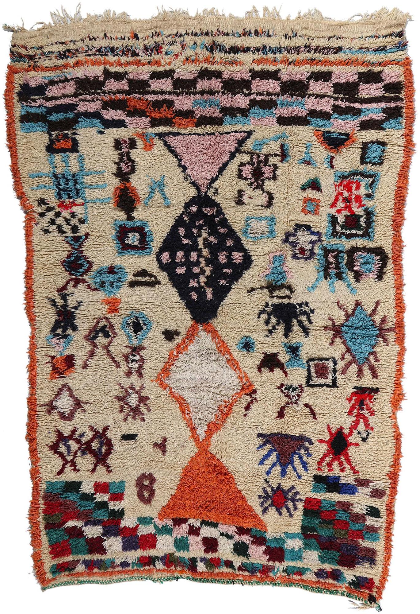 Marokkanischer Azilal-Teppich aus Berber, Boho Chic Meets Stammeskunst-Enchantment, Vintage