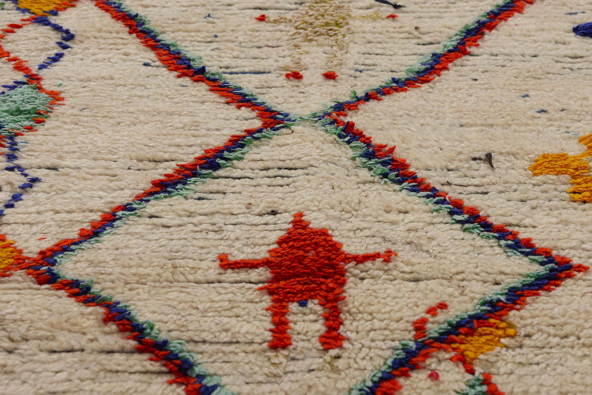 Vintage Berber Moroccan Azilal Rug, Cozy Boho Chic Meets Tribal Enchantment In Good Condition For Sale In Dallas, TX