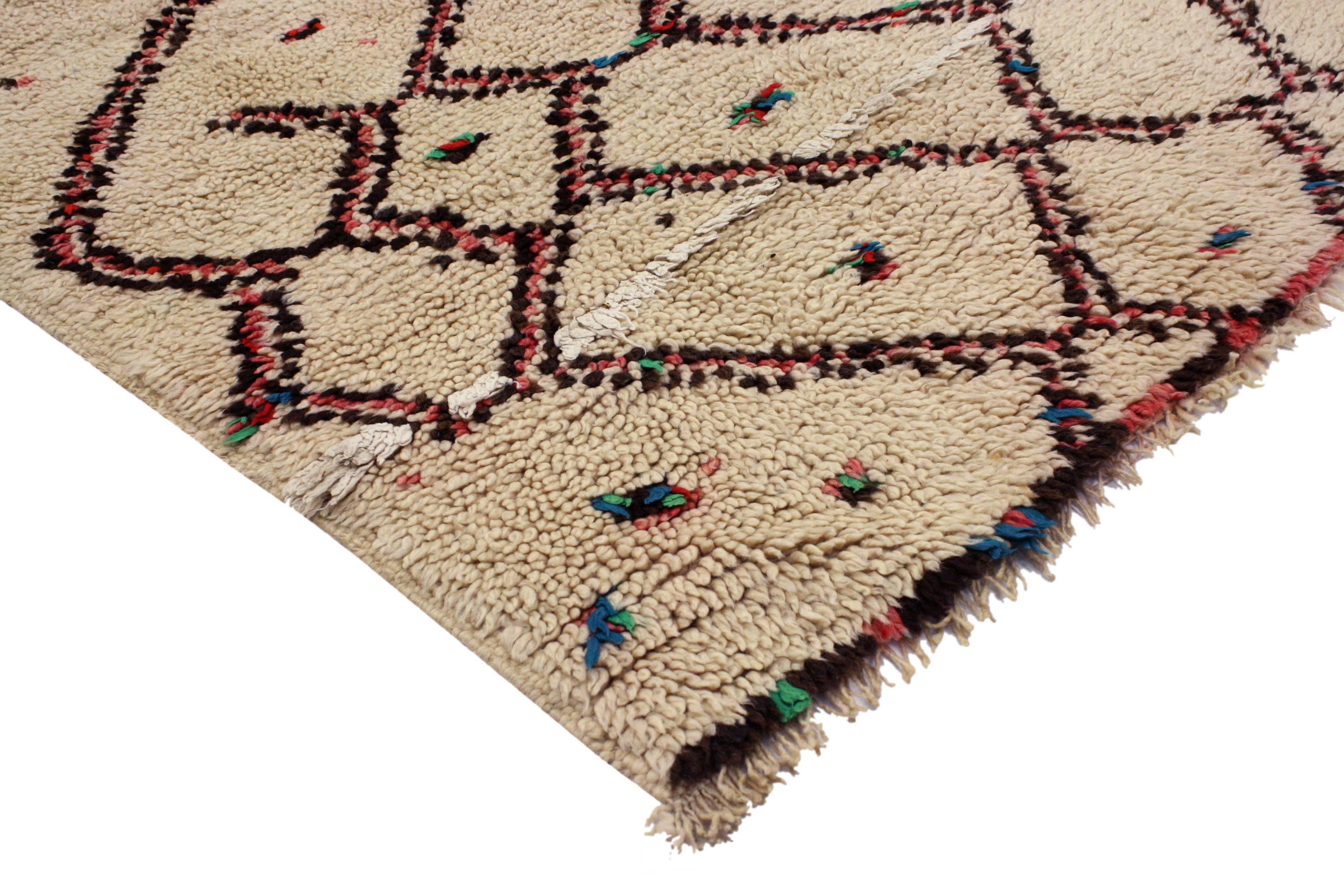 Tribal Vintage Berber Moroccan Azilal Rug, Ait Bou Ichaouen Talsint Carpet For Sale