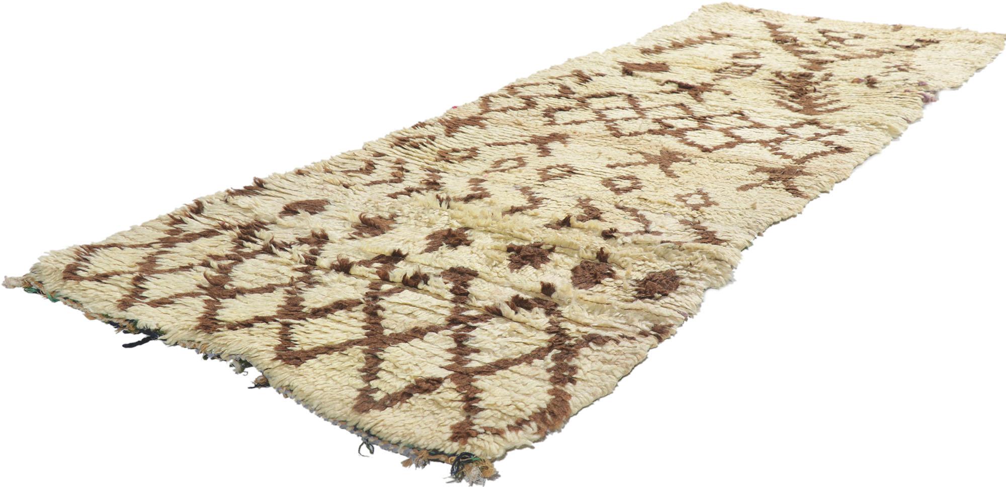 21633 Vintage Berber Moroccan Azilal rug with Modern Tribal Style 02'05 x 06'08. With its simplicity, tribal style, incredible detail and texture, this hand knotted wool vintage Berber Moroccan Azilal rug is a captivating vision of woven beauty. The