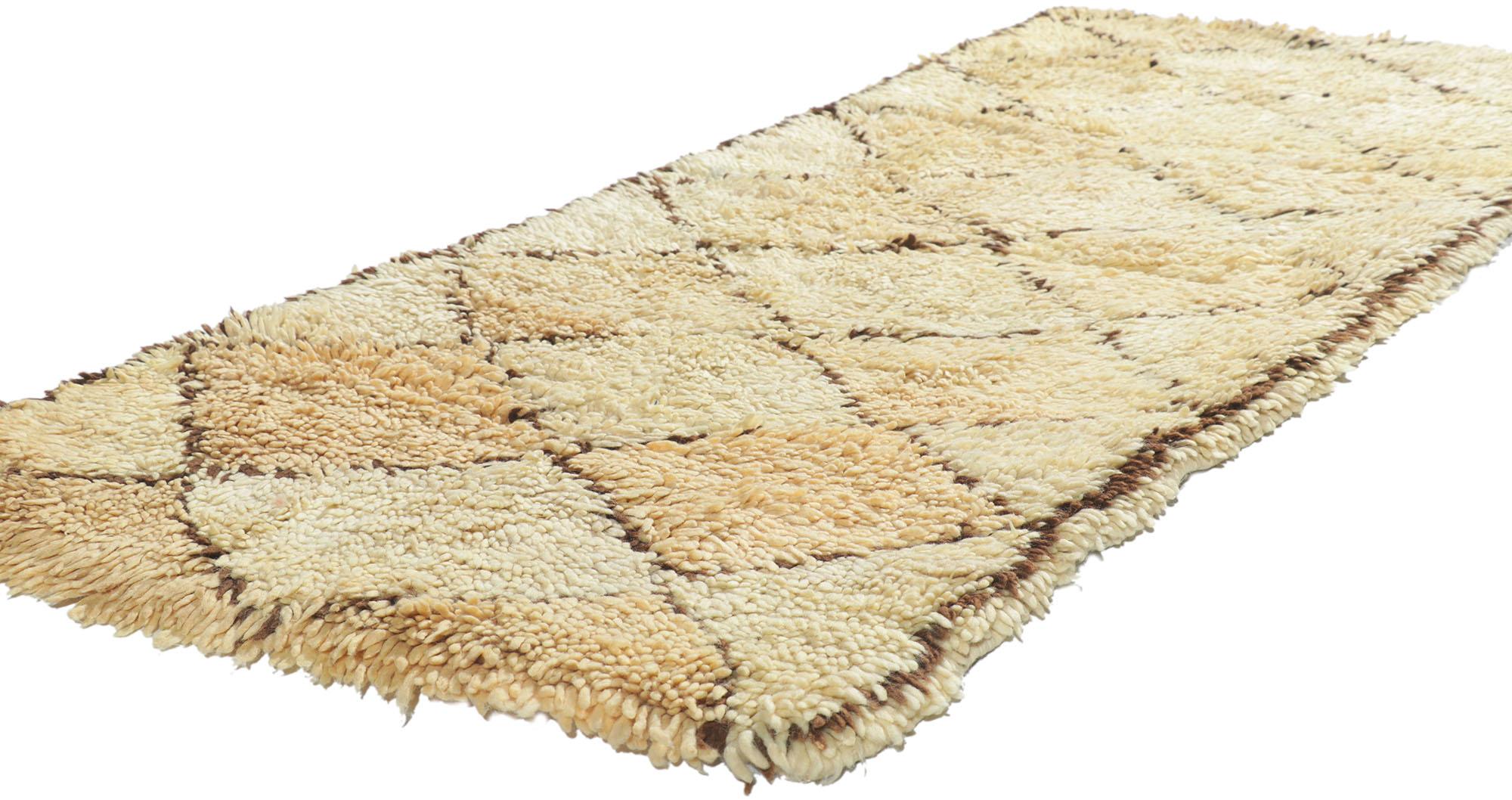 21636 Vintage Berber Moroccan Azilal rug with Mid-Century Modern style 02'06 x 06'01. With its simplicity, Mid-Century Modern style, incredible detail and texture, this hand knotted wool vintage Berber Moroccan Azilal rug is a captivating vision of