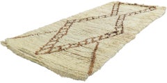 The Sahara Drift: A Berber Azilal Rug of Tribal Lineage and Poetic Minimalism