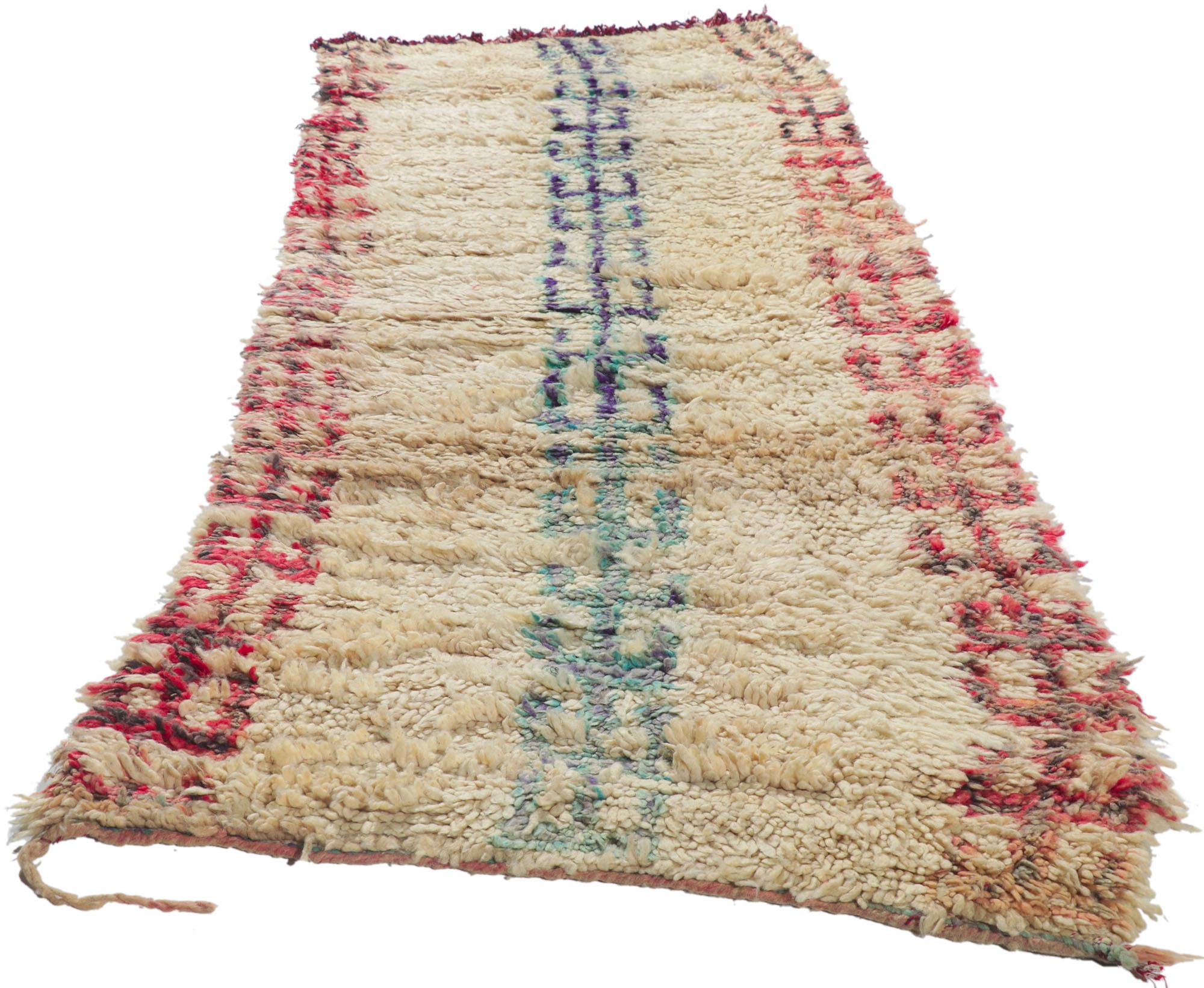 Vintage Berber marokkanischer Azilal-Teppich (Böhmisch) im Angebot